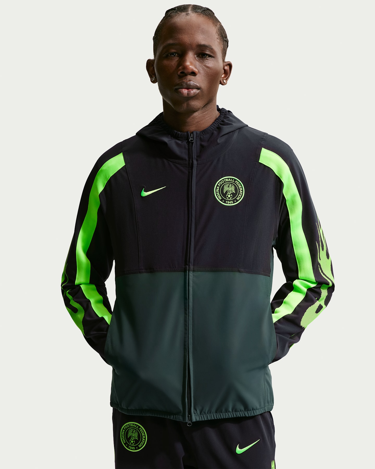 Мужская футбольная тканая куртка Nike Dri-FIT Nigeria Energy, цвет: Чёрный / Зелёный — фото 6