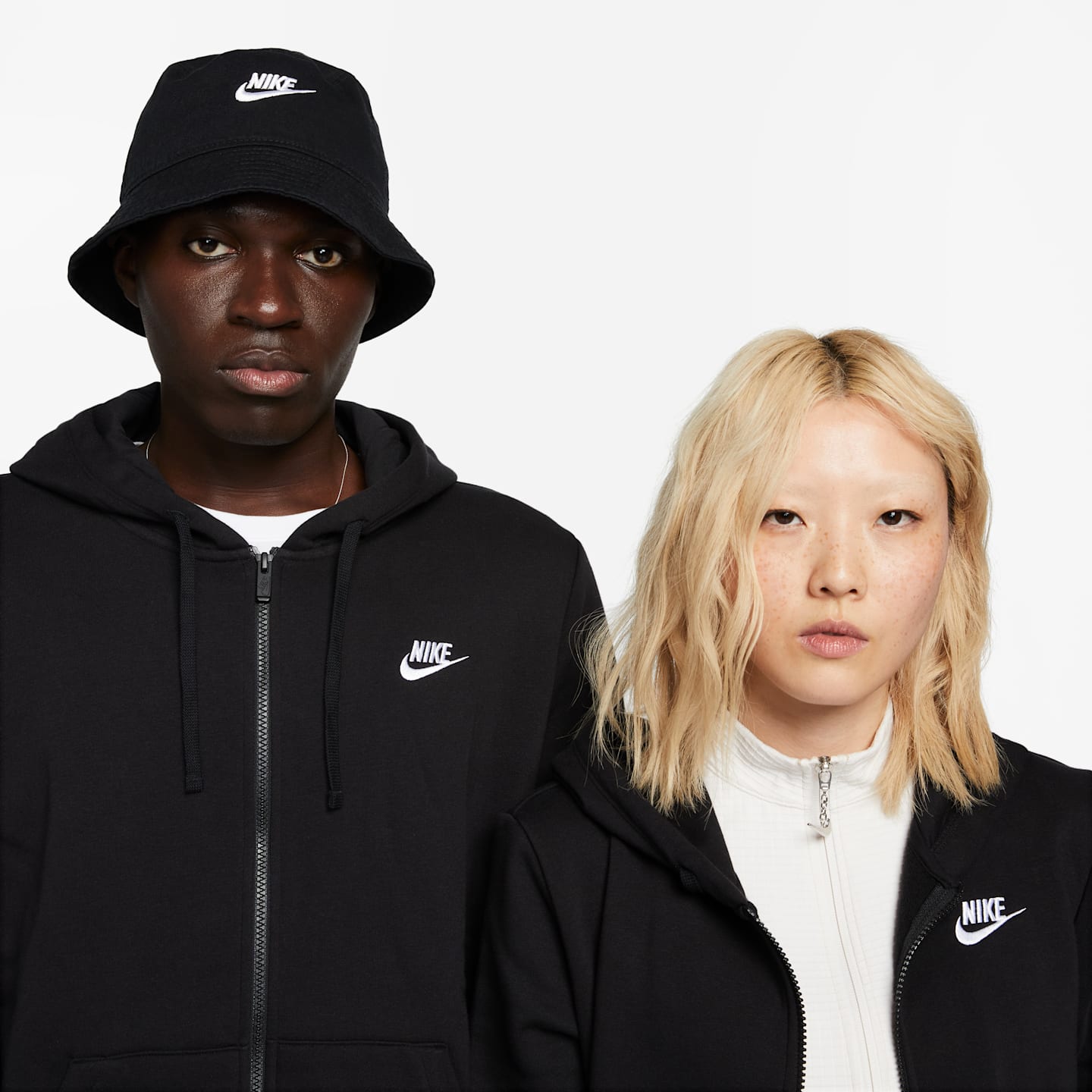 Женское худи на молнии Nike Sportswear Club Fleece, цвет: Чёрный / Белый — фото 3