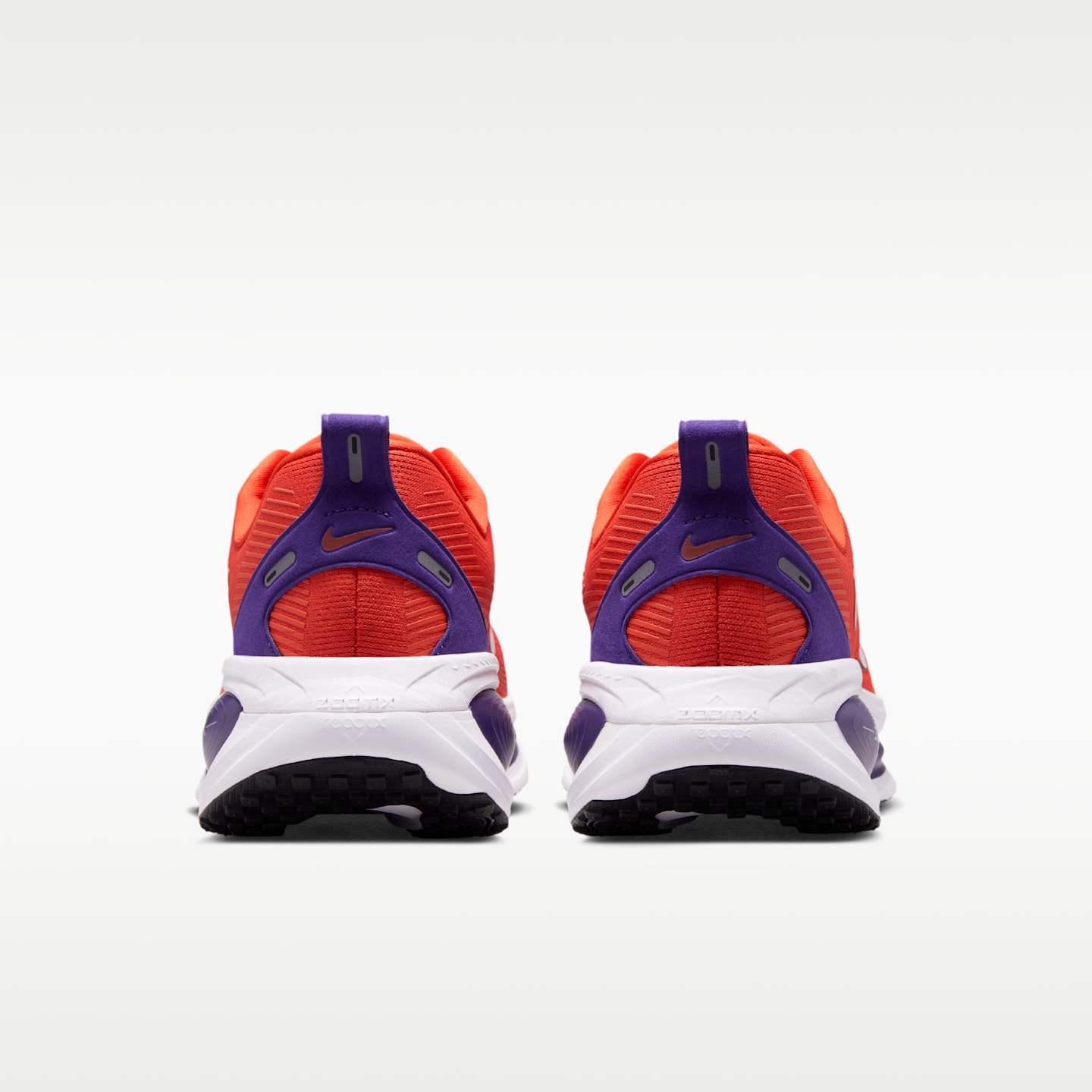 Мужские кроссовки Nike College Vomero 18 (Clemson) Road Running, цвет: Оранжевый / Орхидея — фото 6