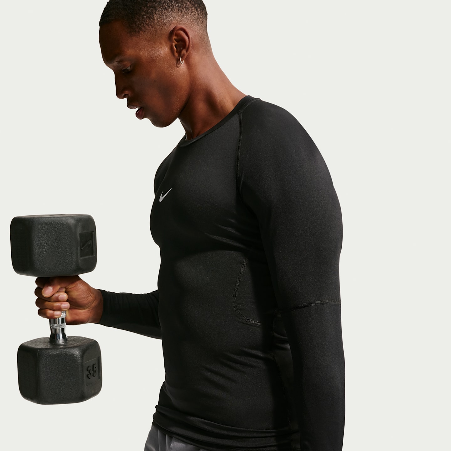 Мужской обтягивающий топ для фитнеса Nike Pro Dri-FIT с длинным рукавом, цвет: Чёрный / Белый — фото 3