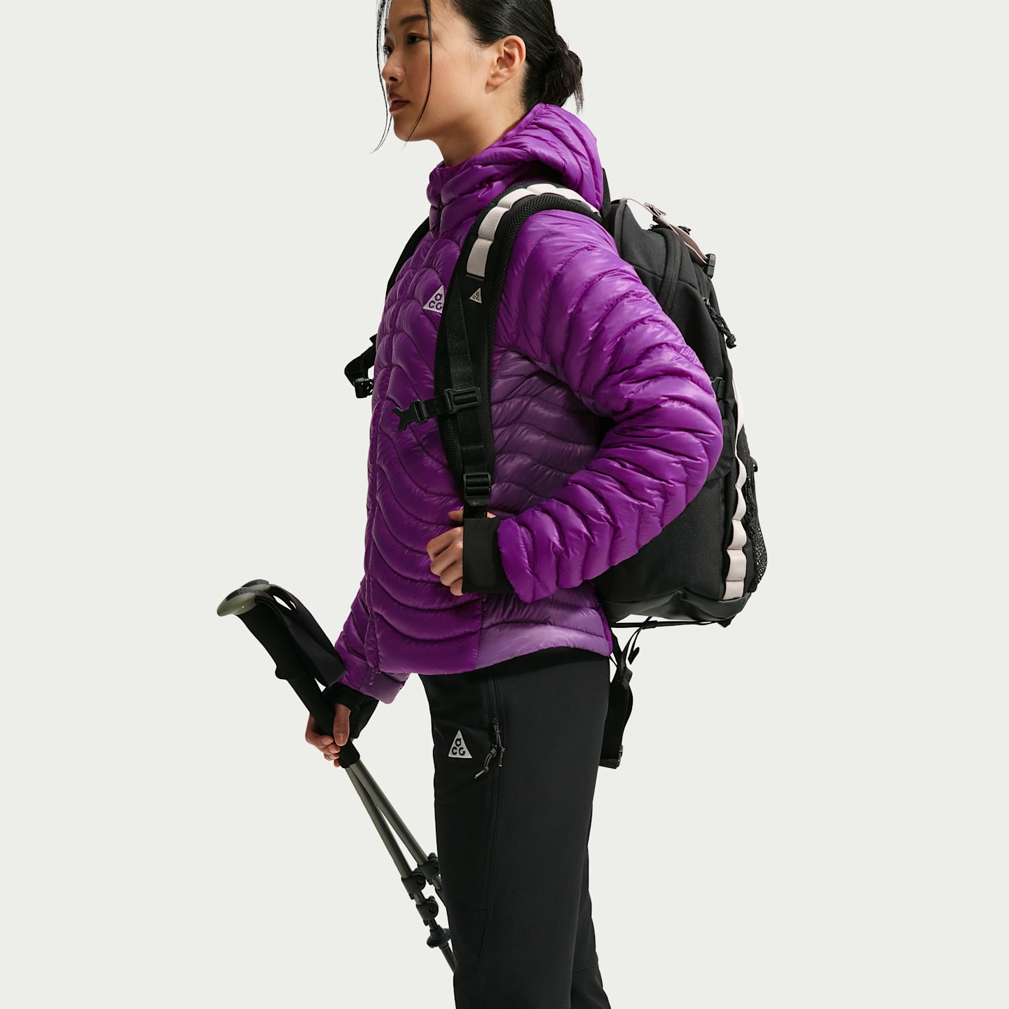 Женские брюки для походов Nike ACG Cloud Trekker, цвет: Чёрный / Снежный белый — фото 4