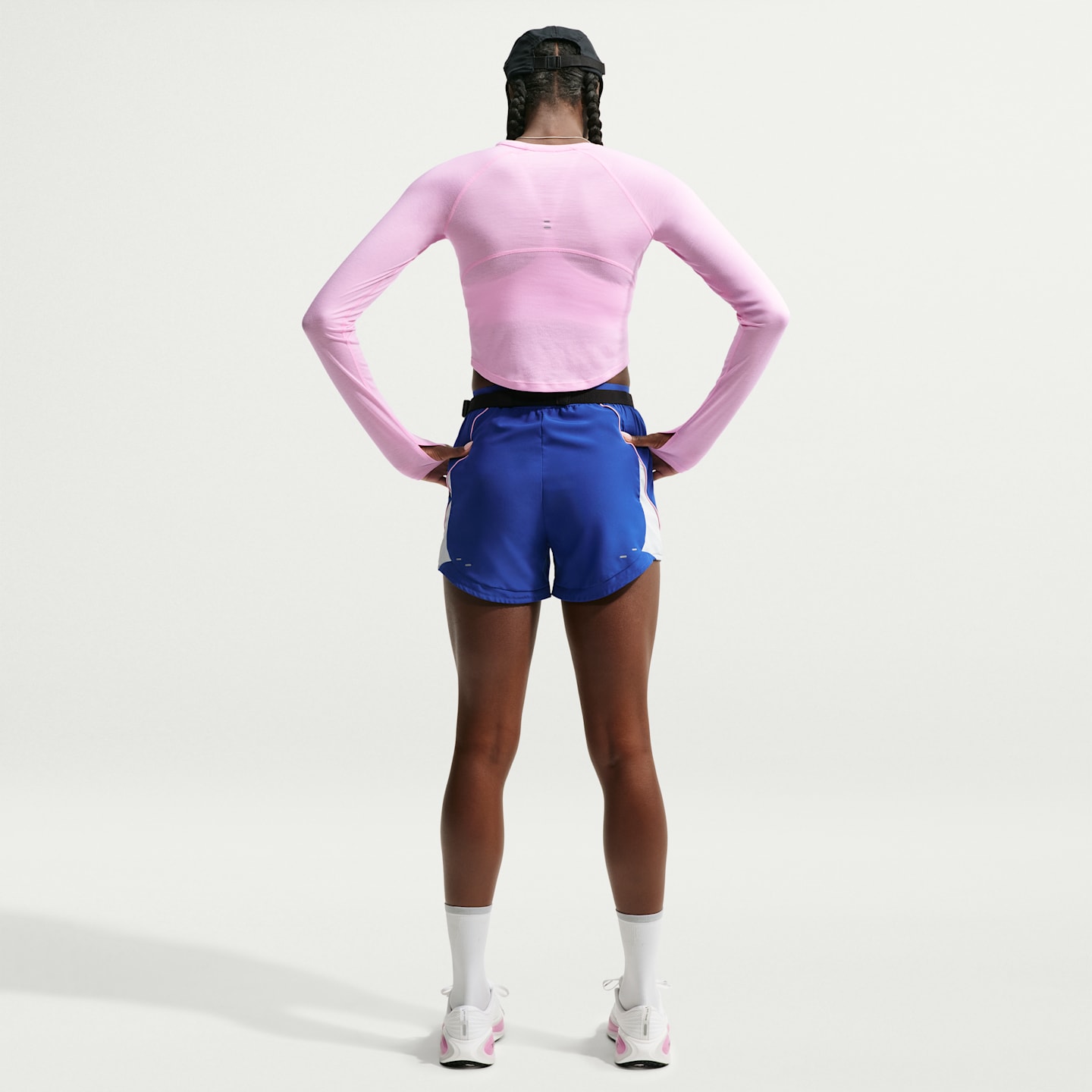 Женский укороченный беговой лонгслив Nike Tempo Dri-FIT, цвет: Розовый — фото 5
