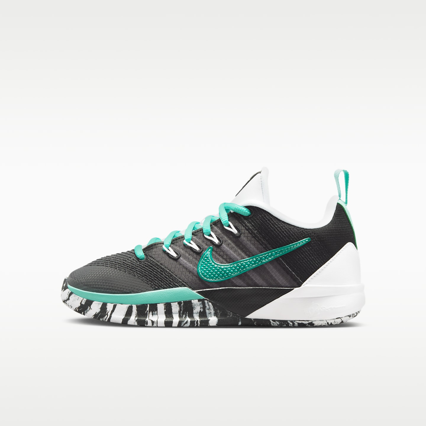 Кроссовки Nike Sabrina 3 Big Kids' Basketball, цвет: Чёрный / Белый — фото 1
