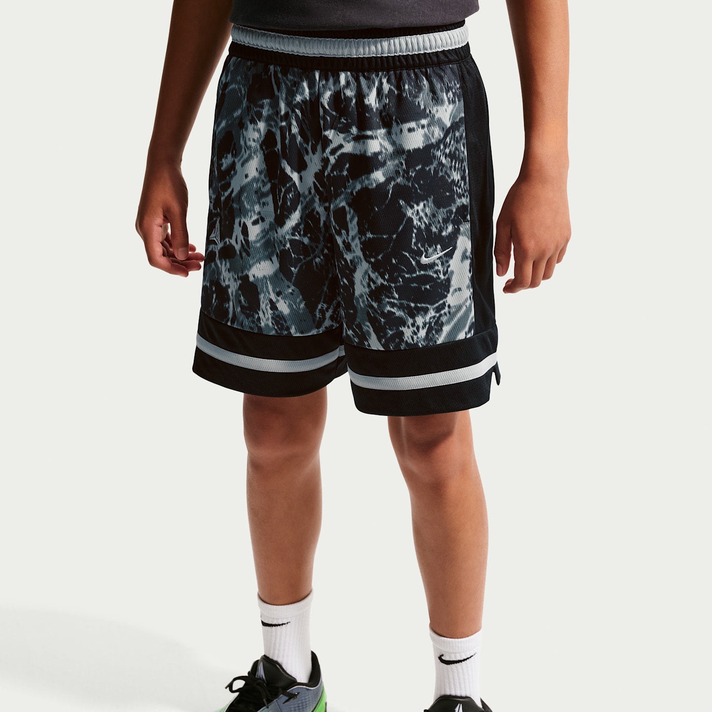 Детские баскетбольные шорты Nike Ja Dri-FIT, цвет: Чёрный / Серый — фото 2