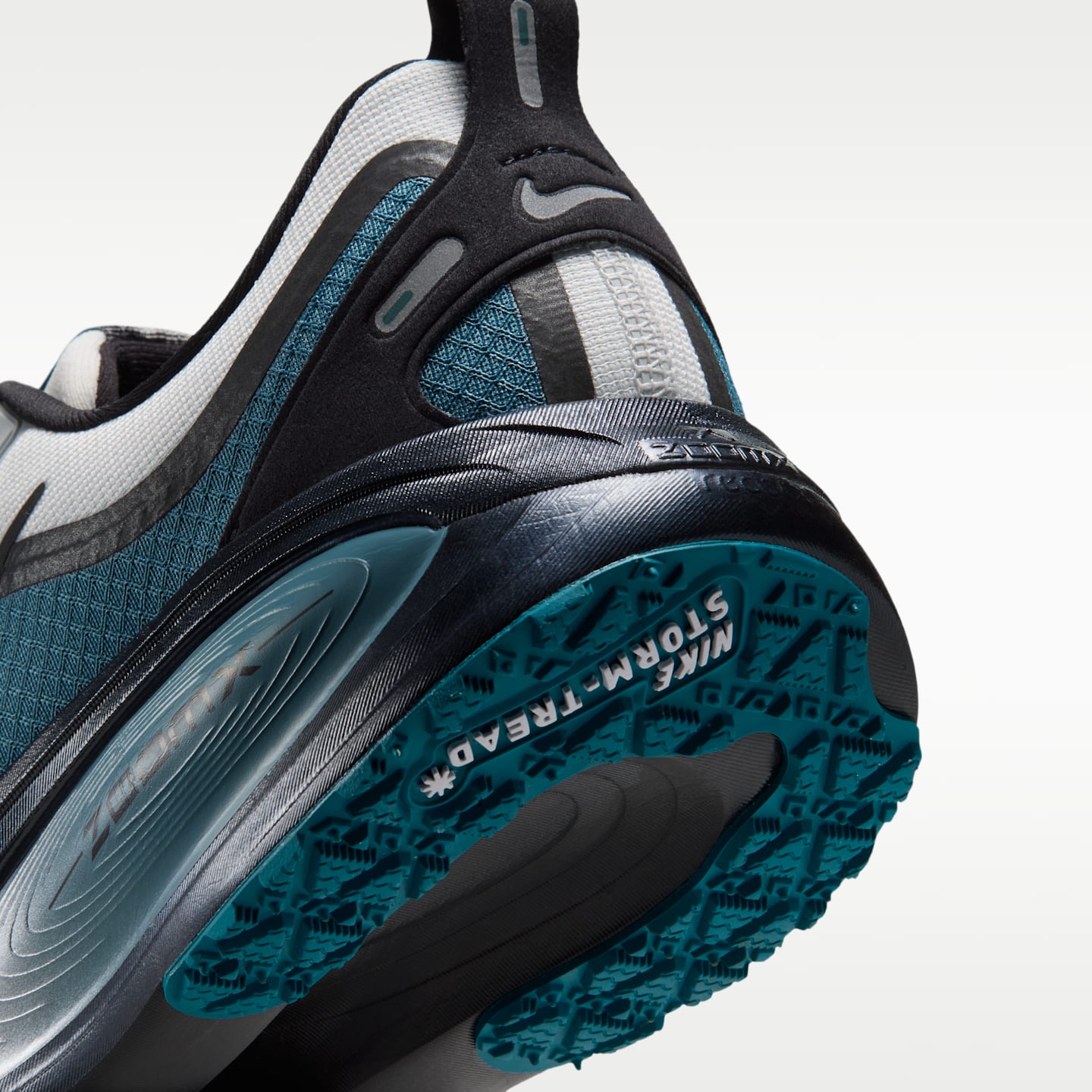 Мужские кроссовки Nike Vomero 18 GORE-TEX Waterproof Road Running, цвет: Молочный белый / Синий — фото 8
