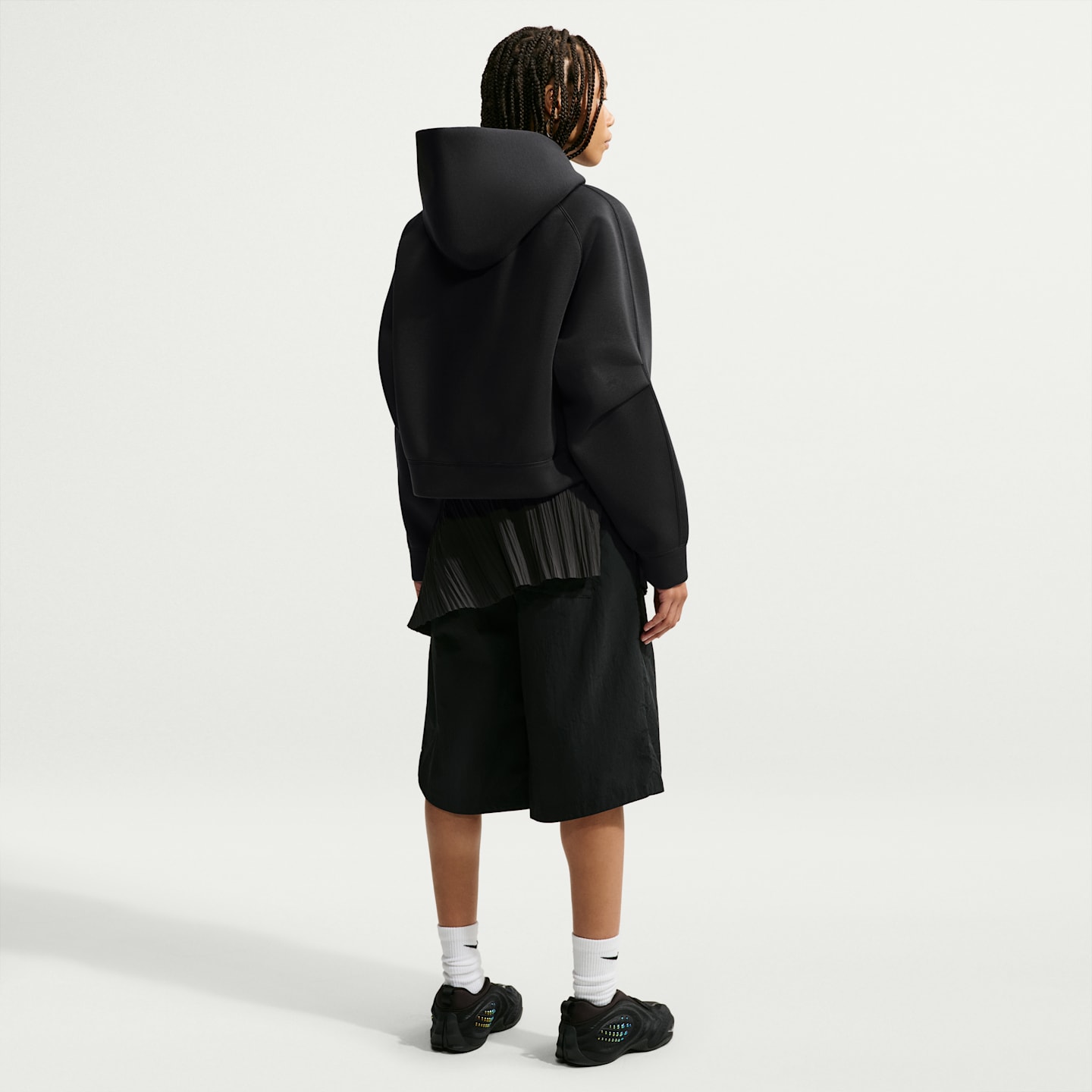 Женское флисовое худи оверсайз на молнии Nike Article Fleece, цвет: Чёрный / Ледяной серебряный — фото 5