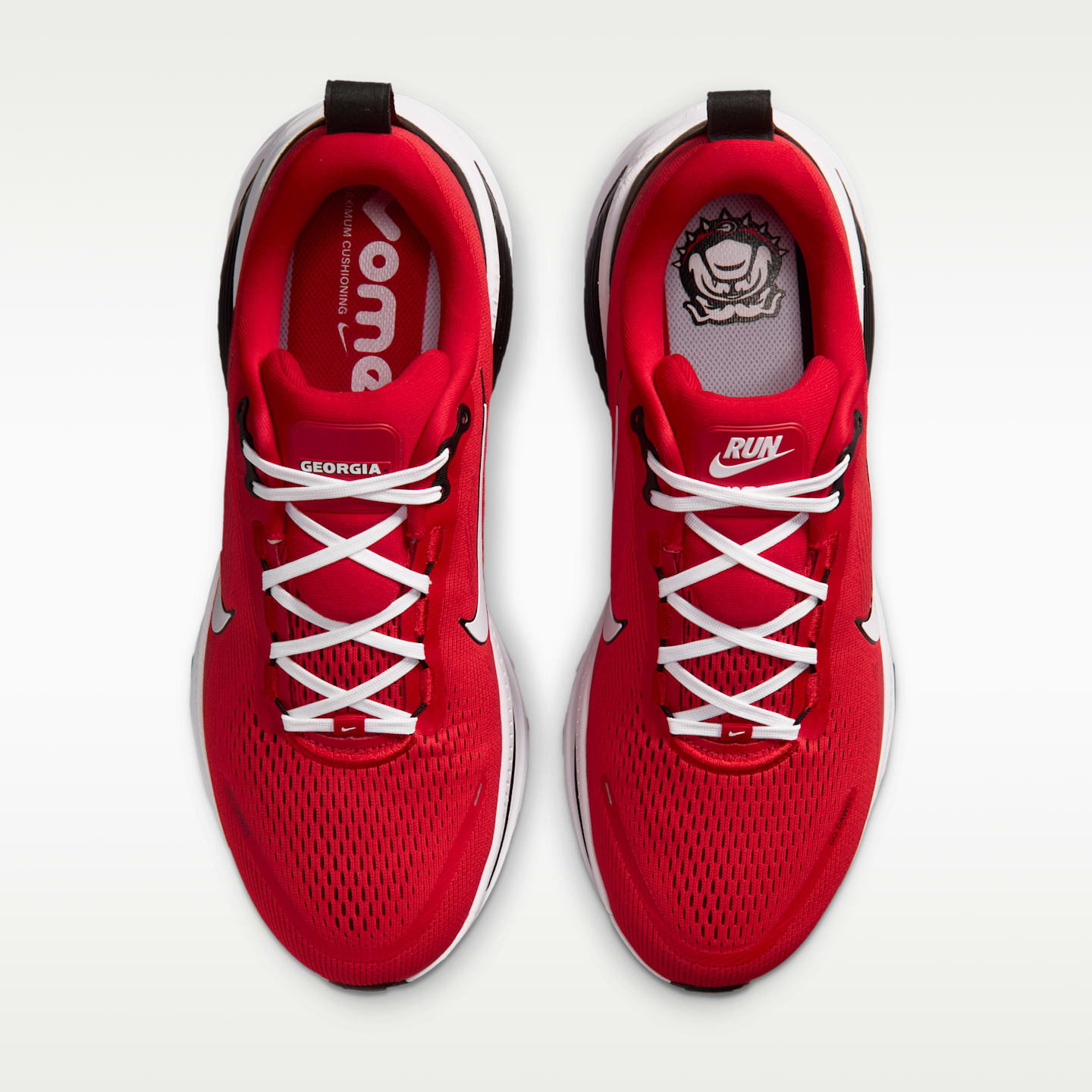 Мужские кроссовки Nike College Vomero 18 (Georgia) Road Running, цвет: Красный / Чёрный — фото 4