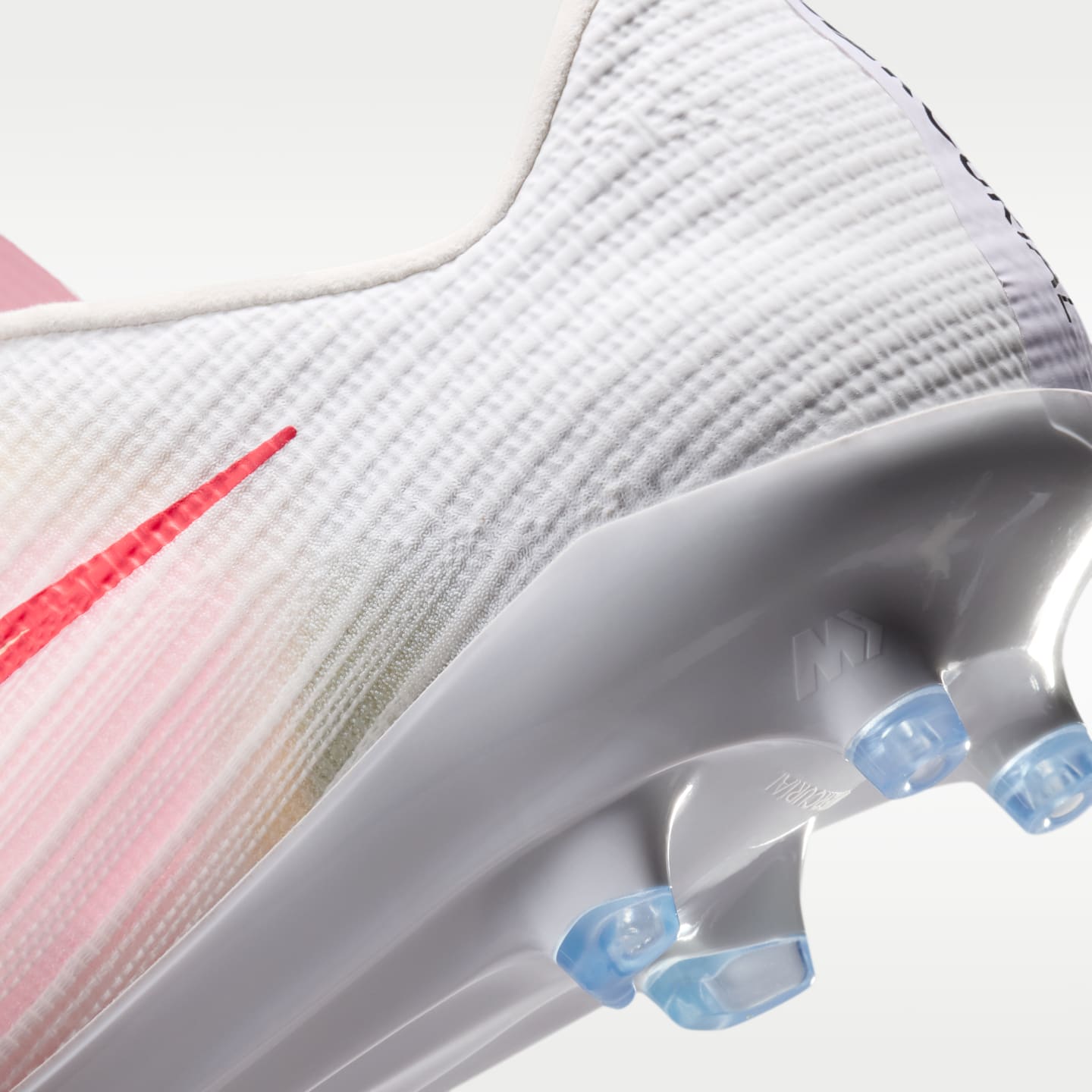 Мужские бутсы Nike Mercurial Superfly 11 Pro Artificial-Grass Low-Top Soccer Cleats, цвет: Белый / Яркий малиновый — фото 9