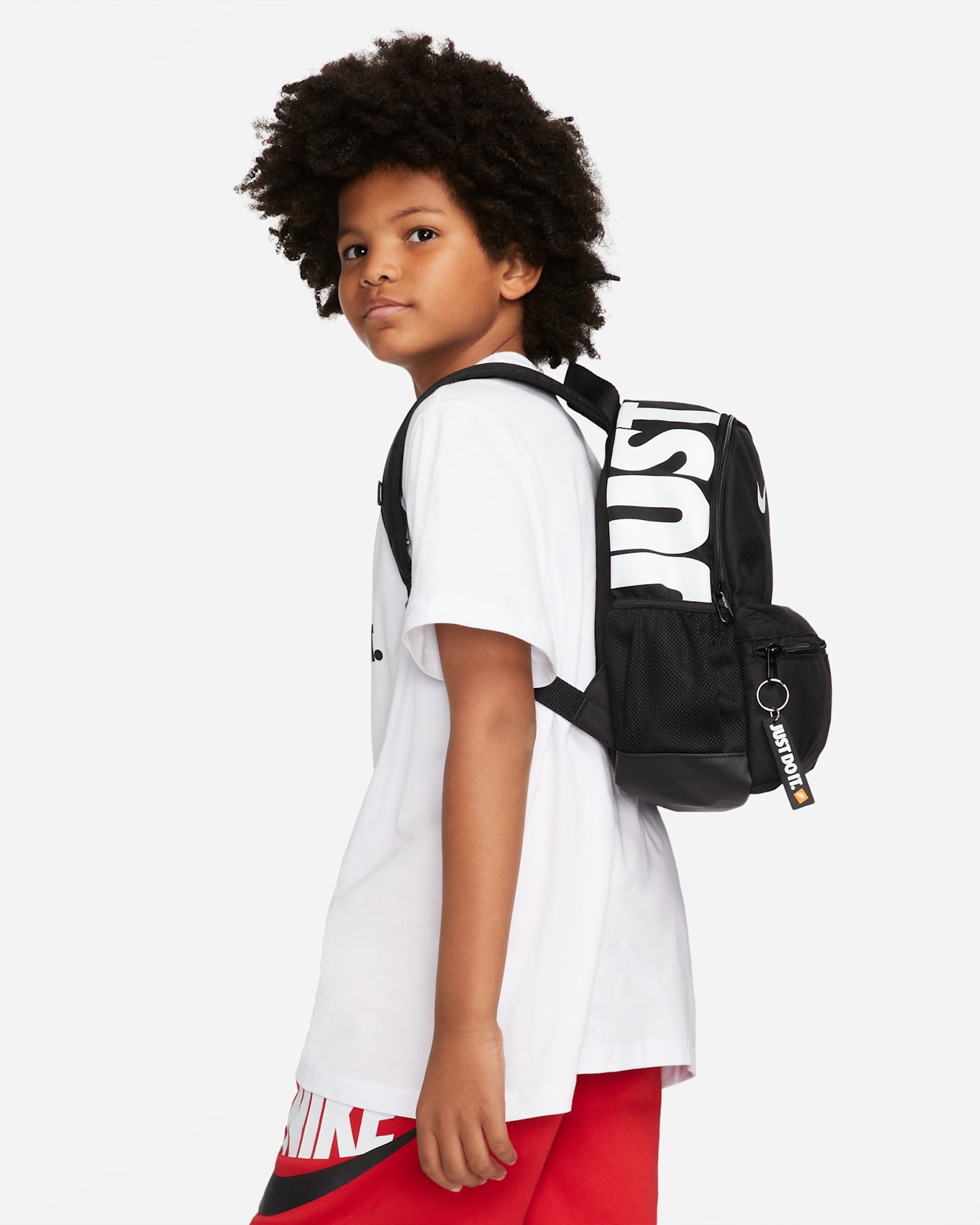 Рюкзак Nike Brasilia JDI Mini (11L) для детей, цвет: Чёрный / Белый — фото 9