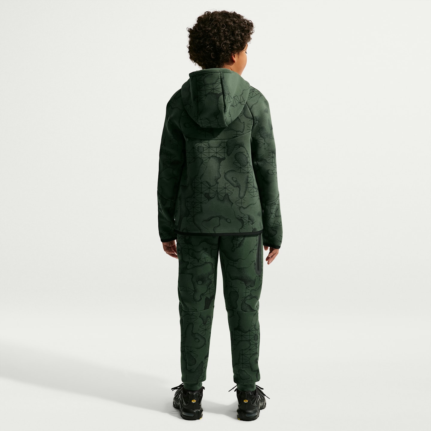 Худи Nike Tech Fleece Full-Zip для мальчиков, цвет: Камуфляжный зелёный / Чёрный — фото 5