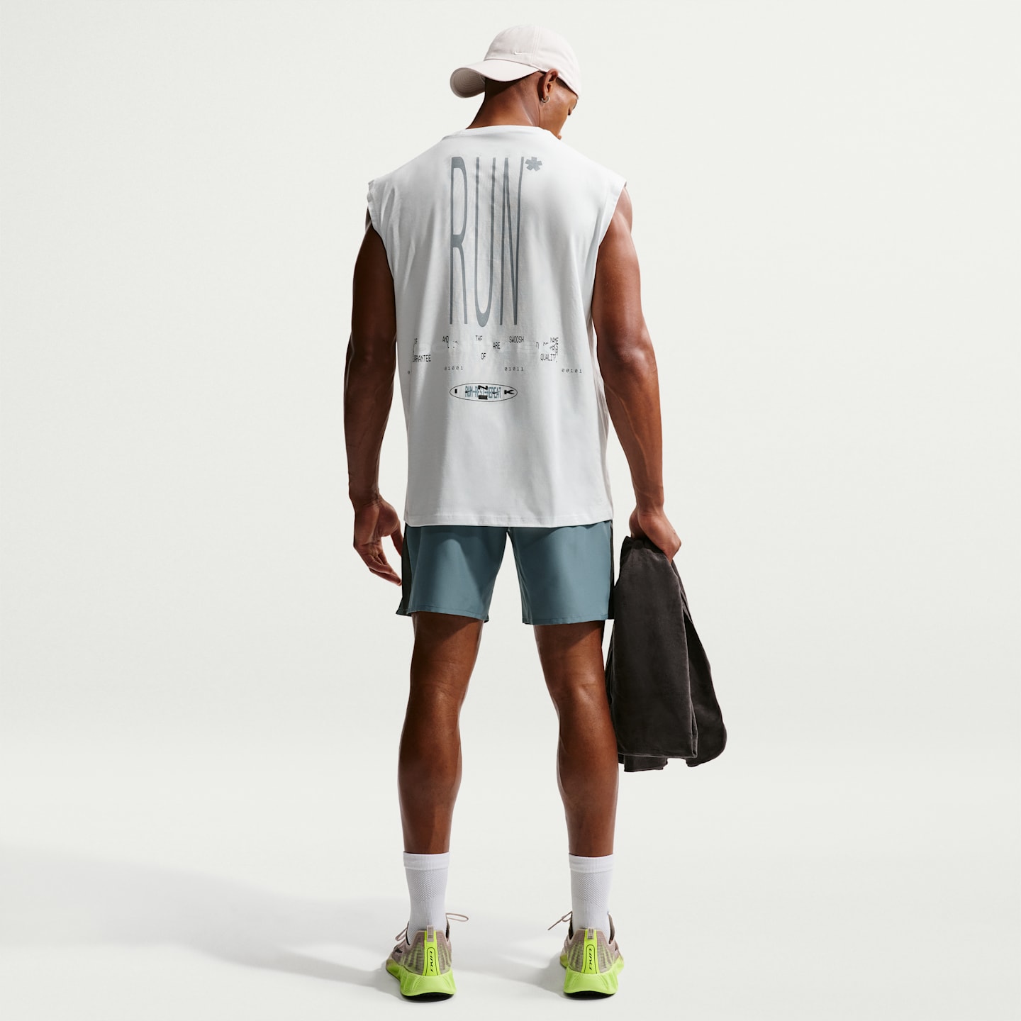 Мужские беговые шорты Nike Miler Dri-FIT 7" со встроенными брифами, цвет: Минеральный сланцевый / Чёрный еловый — фото 5