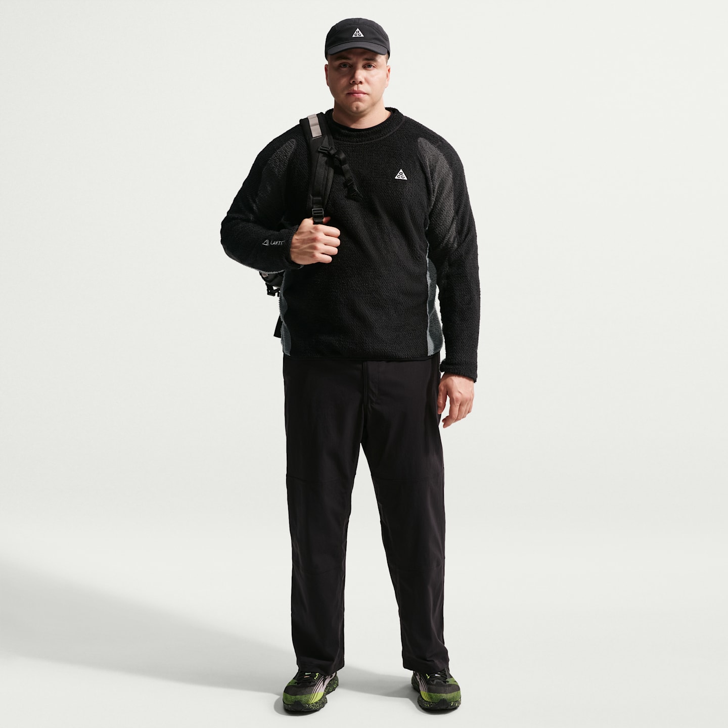 Женский топ Nike ACG Wolf Lichen Crew-Neck Top, цвет: Чёрный / Антрацитовый — фото 11