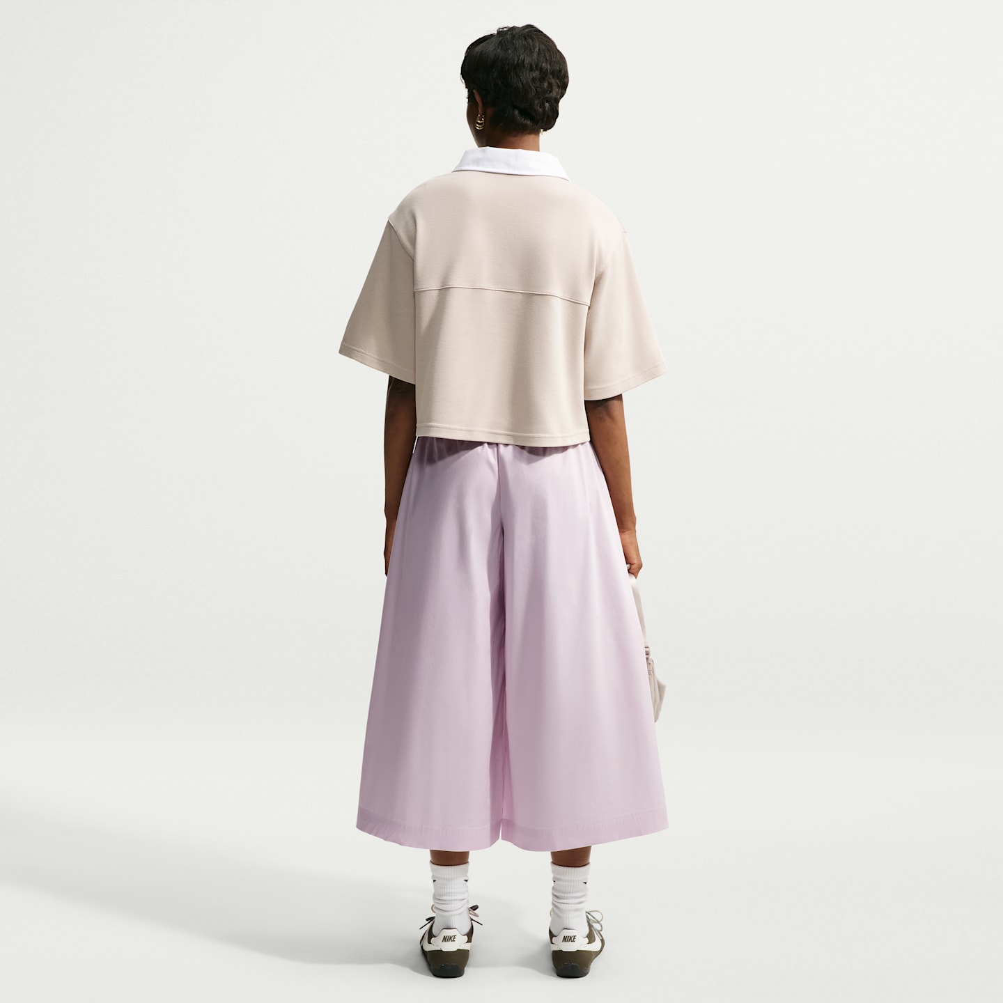 Женские брюки Nike Sportswear Oversized Mid-Rise Poplin Culottes, цвет: Выбеленный сиреневый / Белый — фото 5