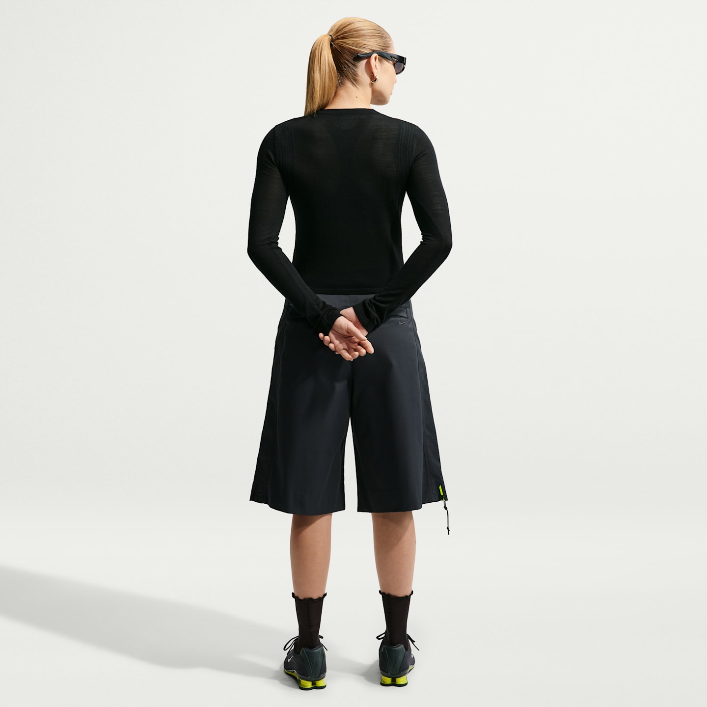 Женский топ Nike Sportswear Airreverent с длинным рукавом, цвет: Чёрный — фото 5