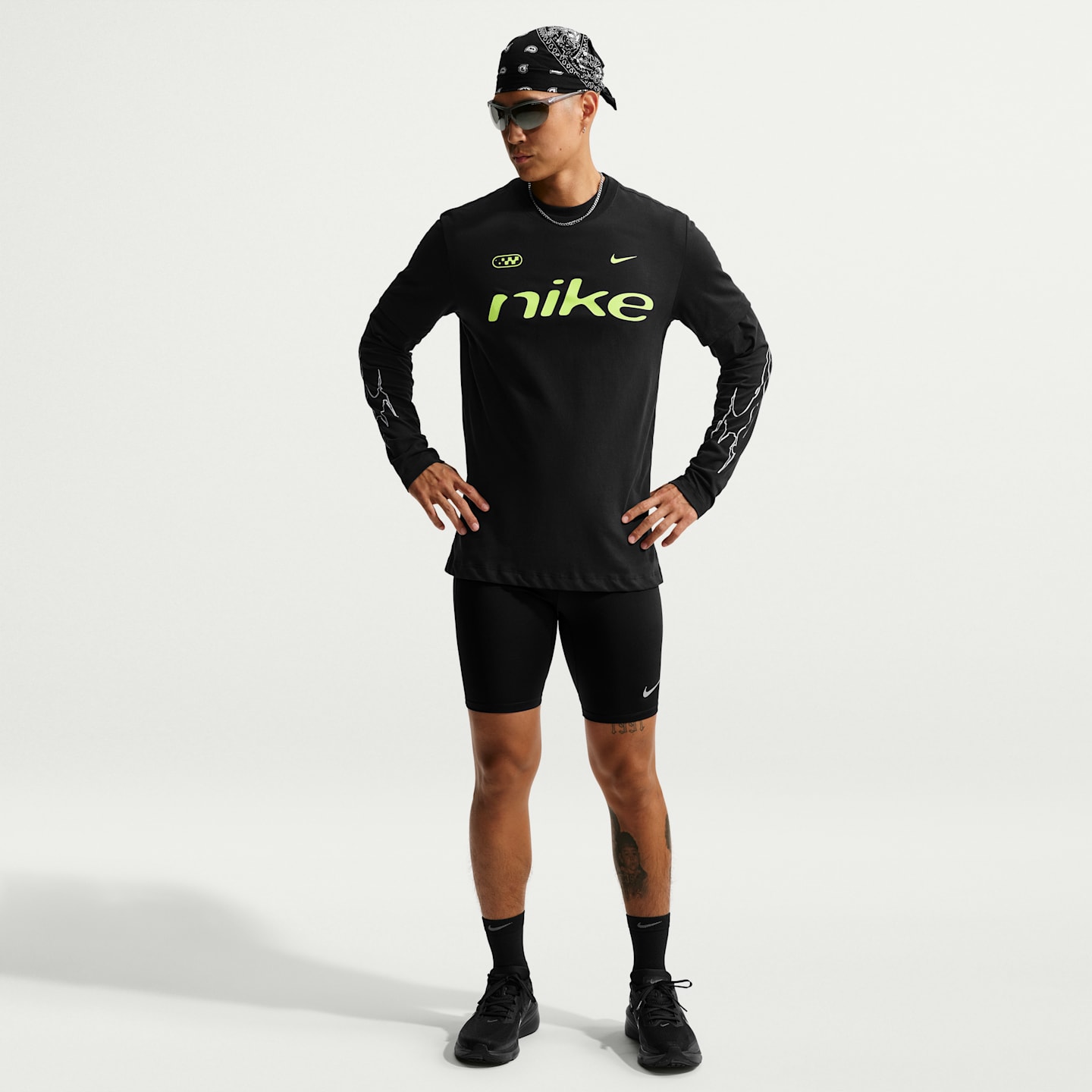 Мужская беговая футболка Nike Dri-FIT, цвет: Чёрный — фото 4