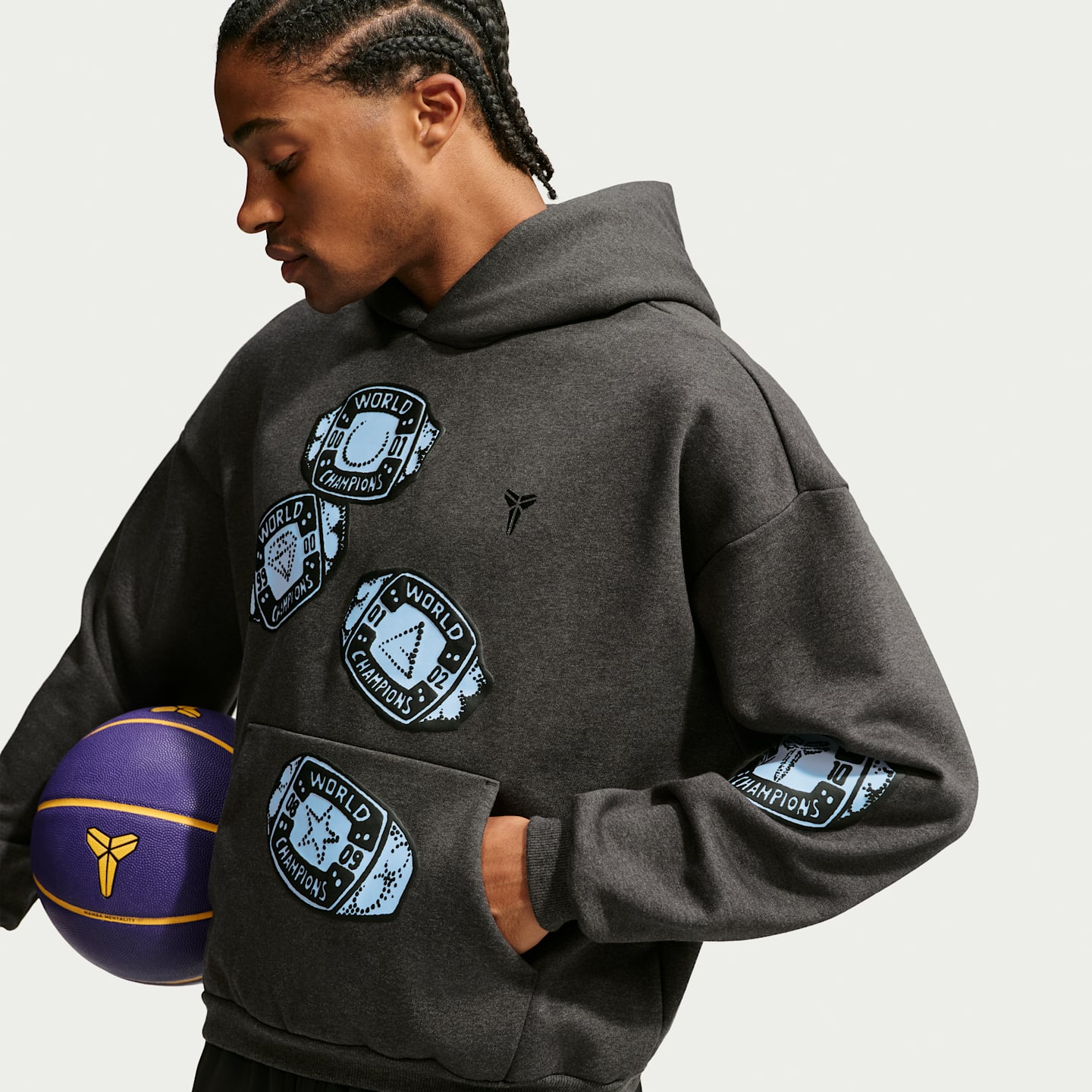 Мужское баскетбольное худи Nike Kobe Standard Issue Therma-FIT, цвет: Чёрный меланжевый / Чёрный — фото 3