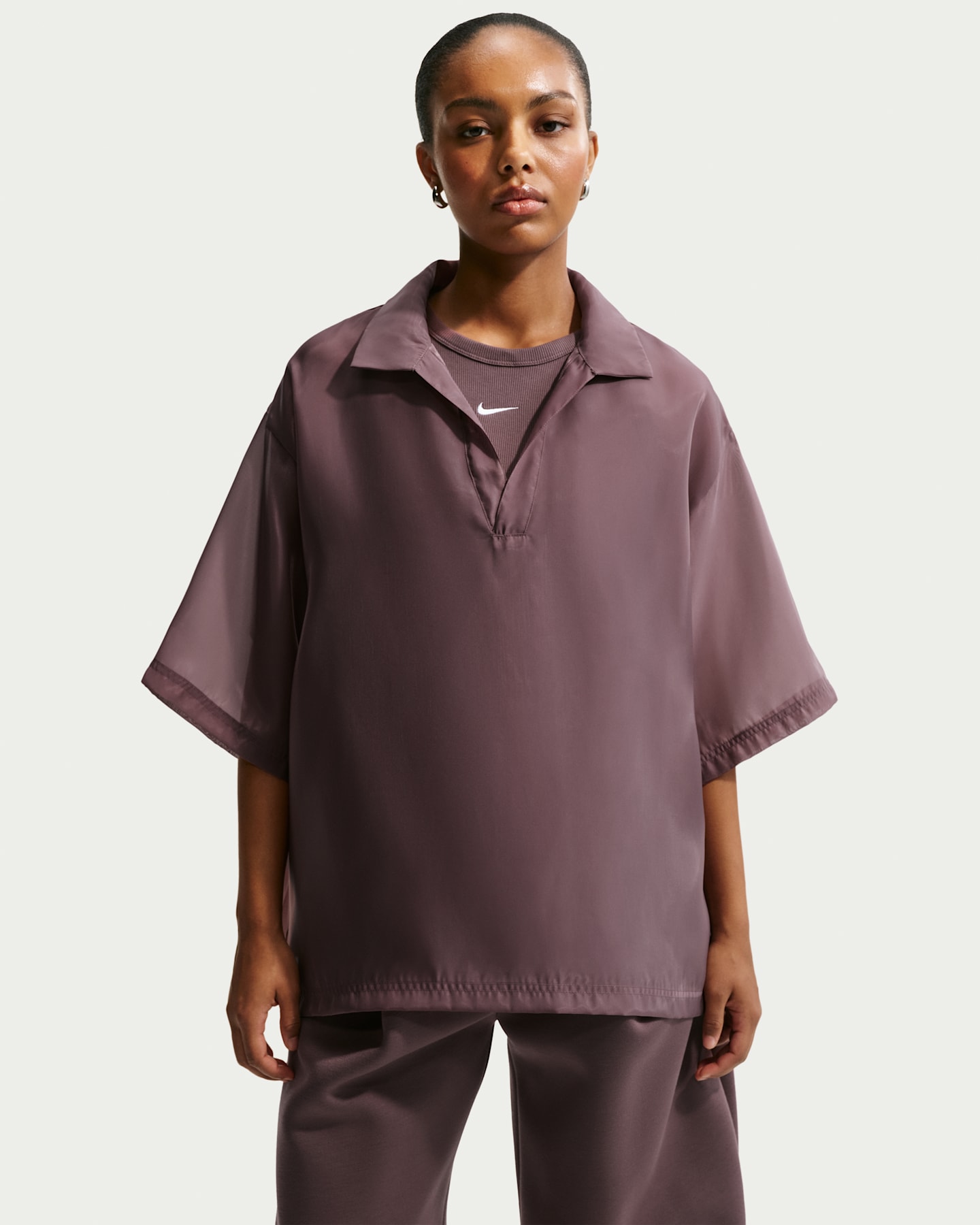 Женский топ Nike Sportswear Oversized Sheer Top, цвет: Молочный — фото 7
