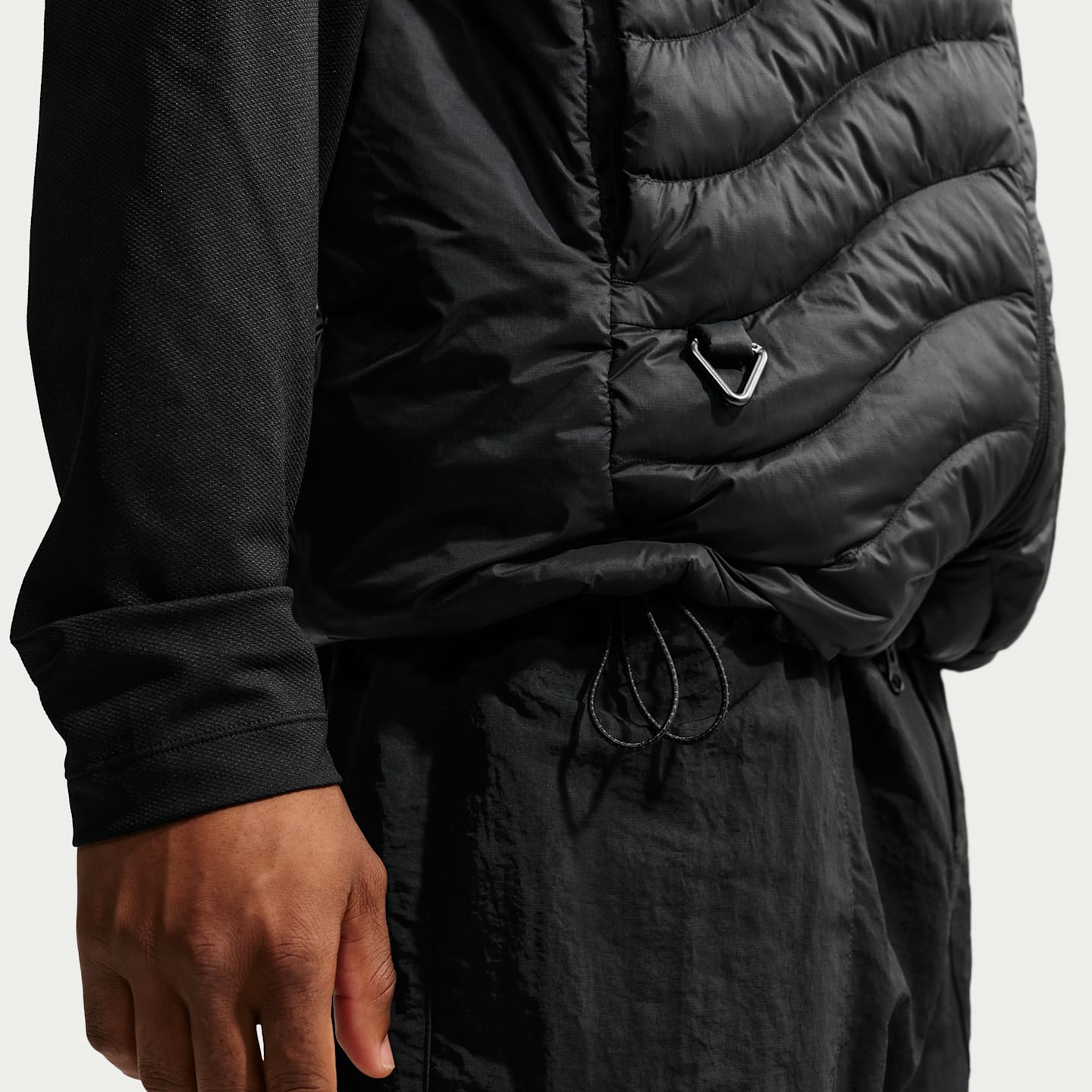 Мужской жилет Nike ACG Lava Flow Therma-FIT ADV Vest, цвет: Чёрный / Снежный белый — фото 8
