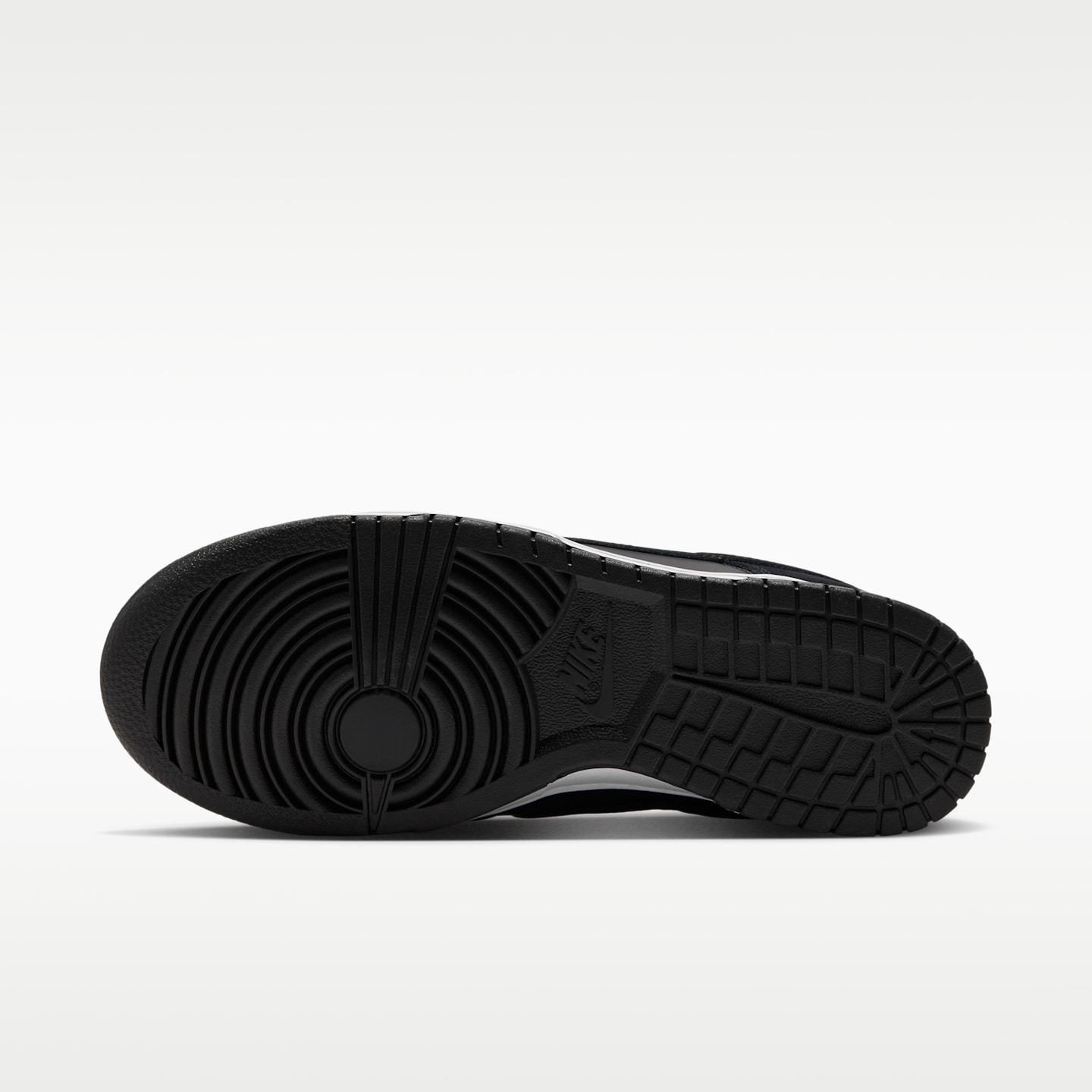 Женские кроссовки Nike Dunk Low, цвет: Чёрный / Белый — фото 2