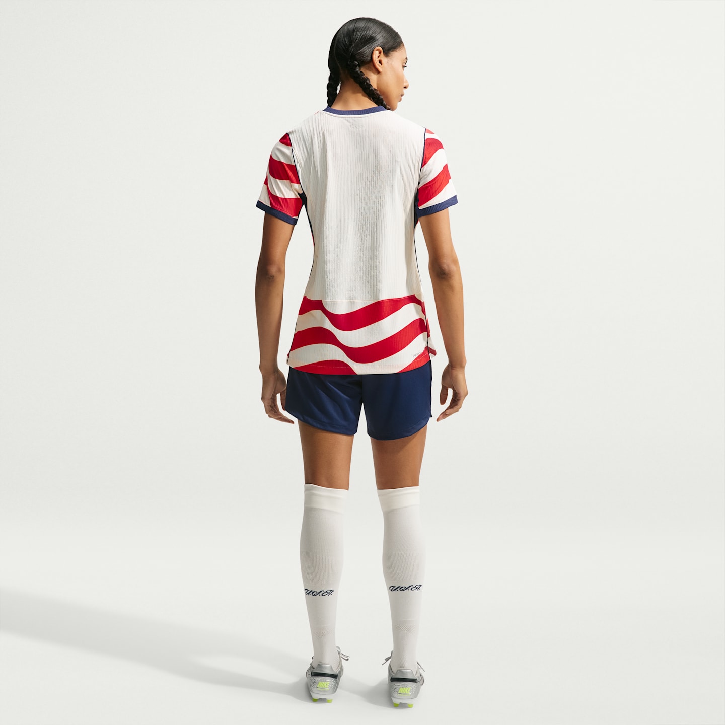 Женские футбольные шорты Nike Usmnt 2026 Stadium Home Dri-FIT Replica, цвет: Тёмно-синий / Молочный — фото 5