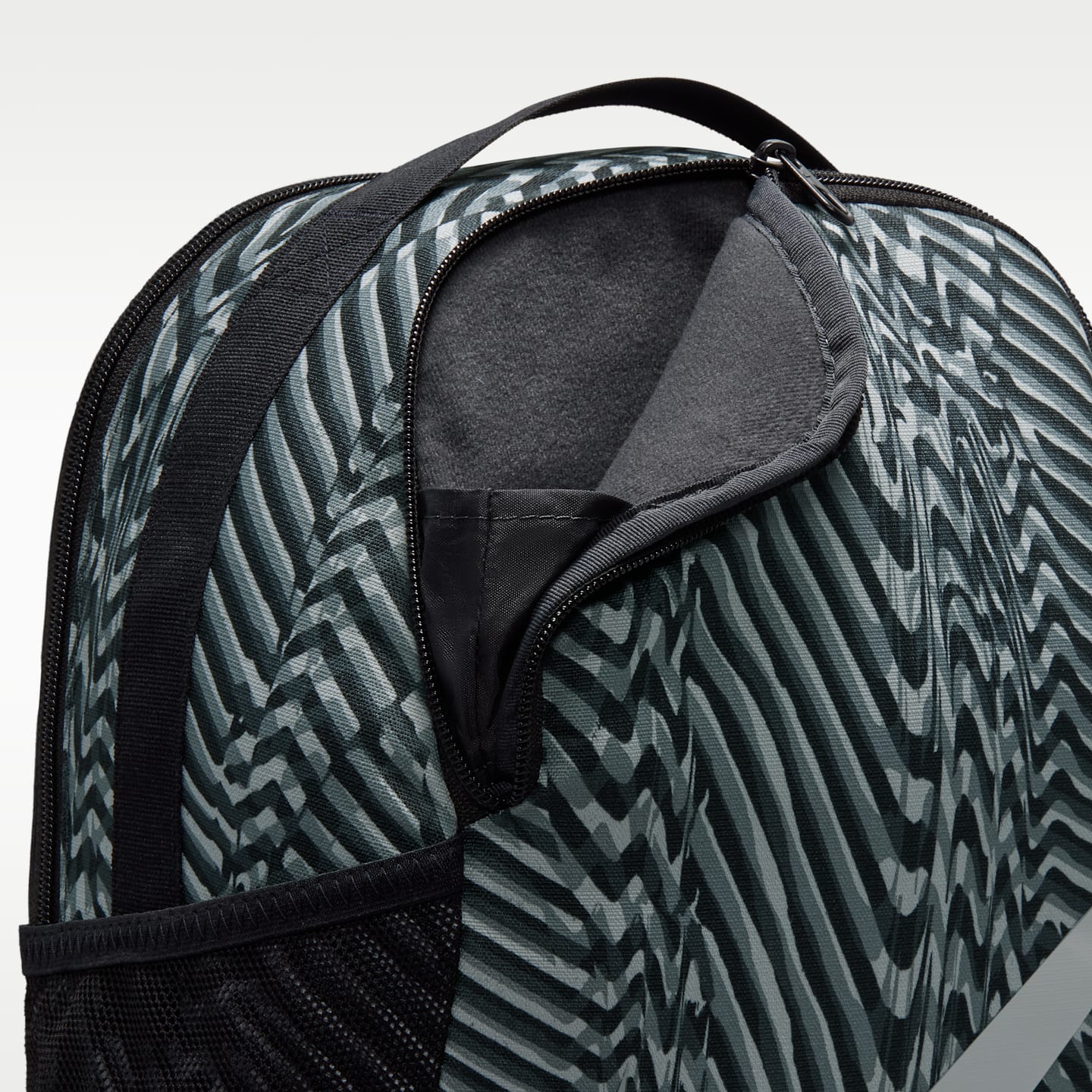 Рюкзак Nike Brasilia (18L) для детей, цвет: Чёрный / Серый — фото 5