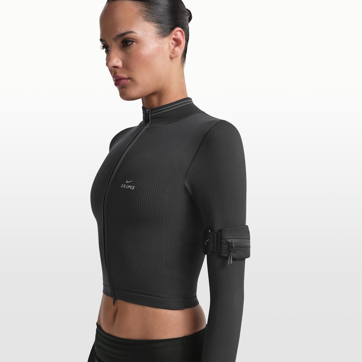 Повязка на руку NikeSKIMS, цвет: Обсидиановый / Серебряный — фото 8