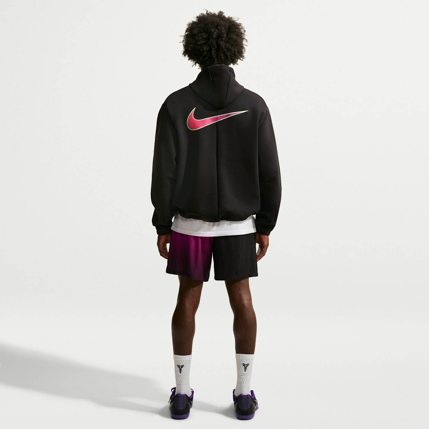 Мужские футбольные шорты Nike Kobe Mambacurial Aero-FIT, цвет: Чёрный / Зелёный — фото 5