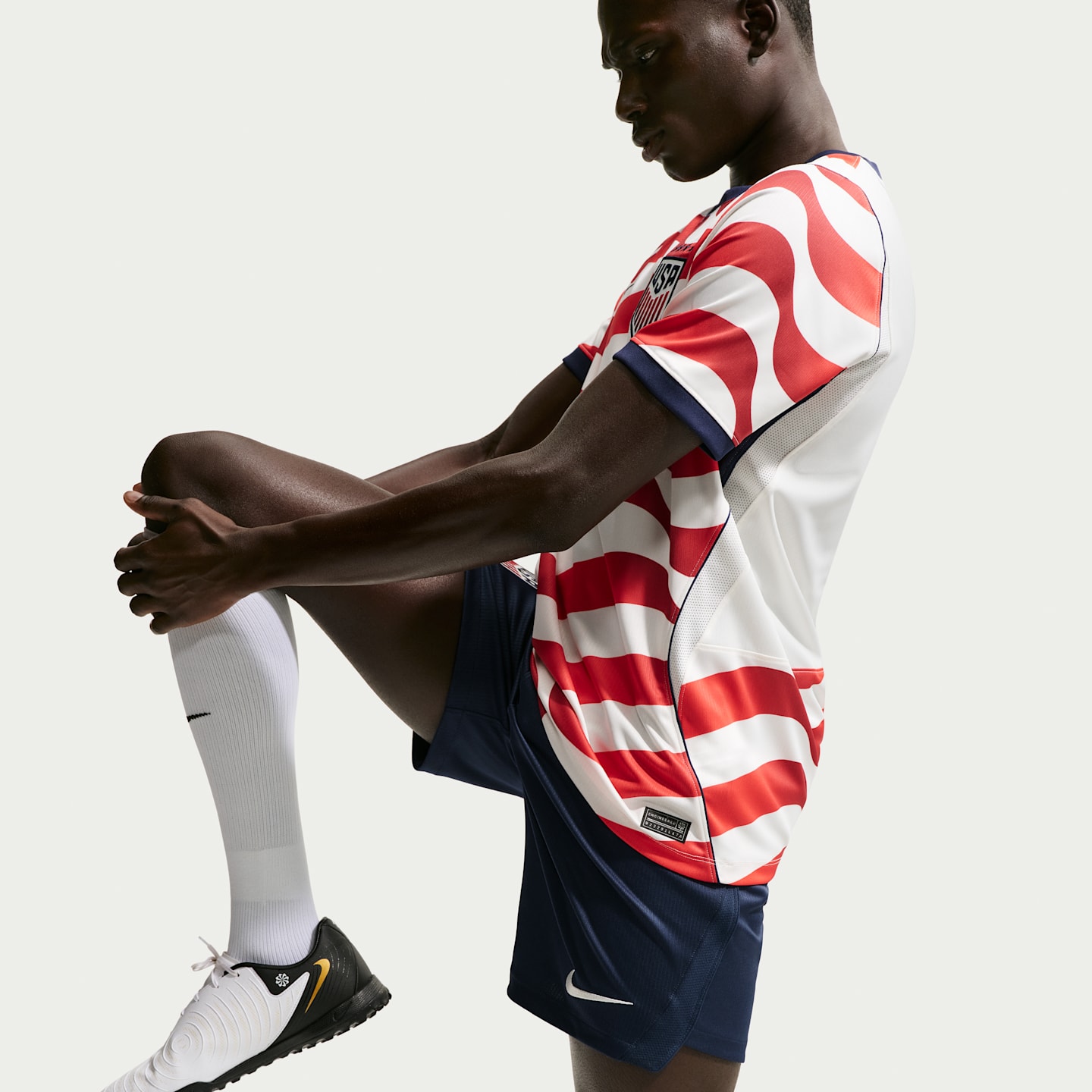 Мужские футбольные шорты Nike Usmnt 2026 Stadium Home Dri-FIT Replica, цвет: Тёмно-синий / Молочный — фото 4