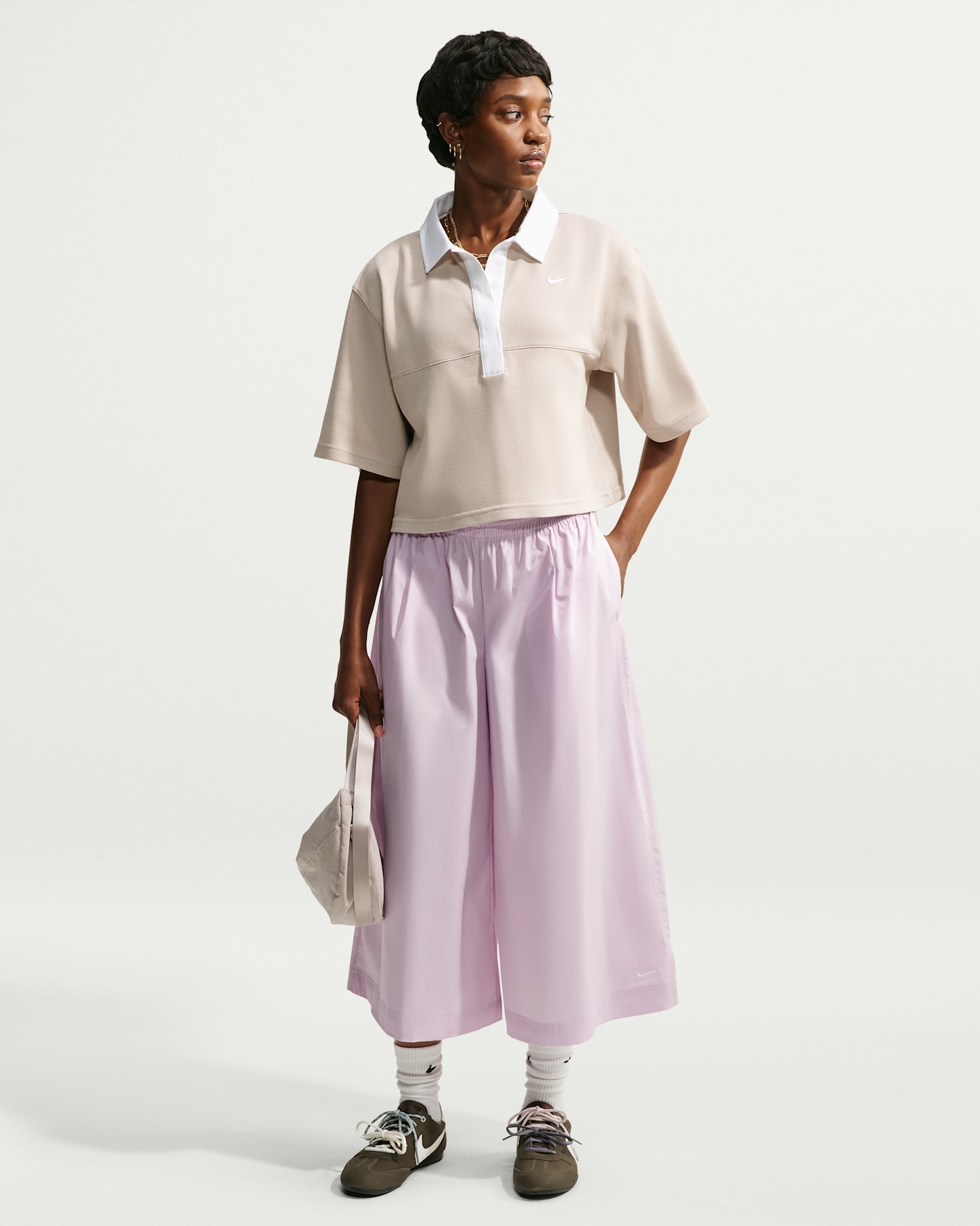 Женские брюки Nike Sportswear Oversized Mid-Rise Poplin Culottes, цвет: Выбеленный сиреневый / Белый — фото 6