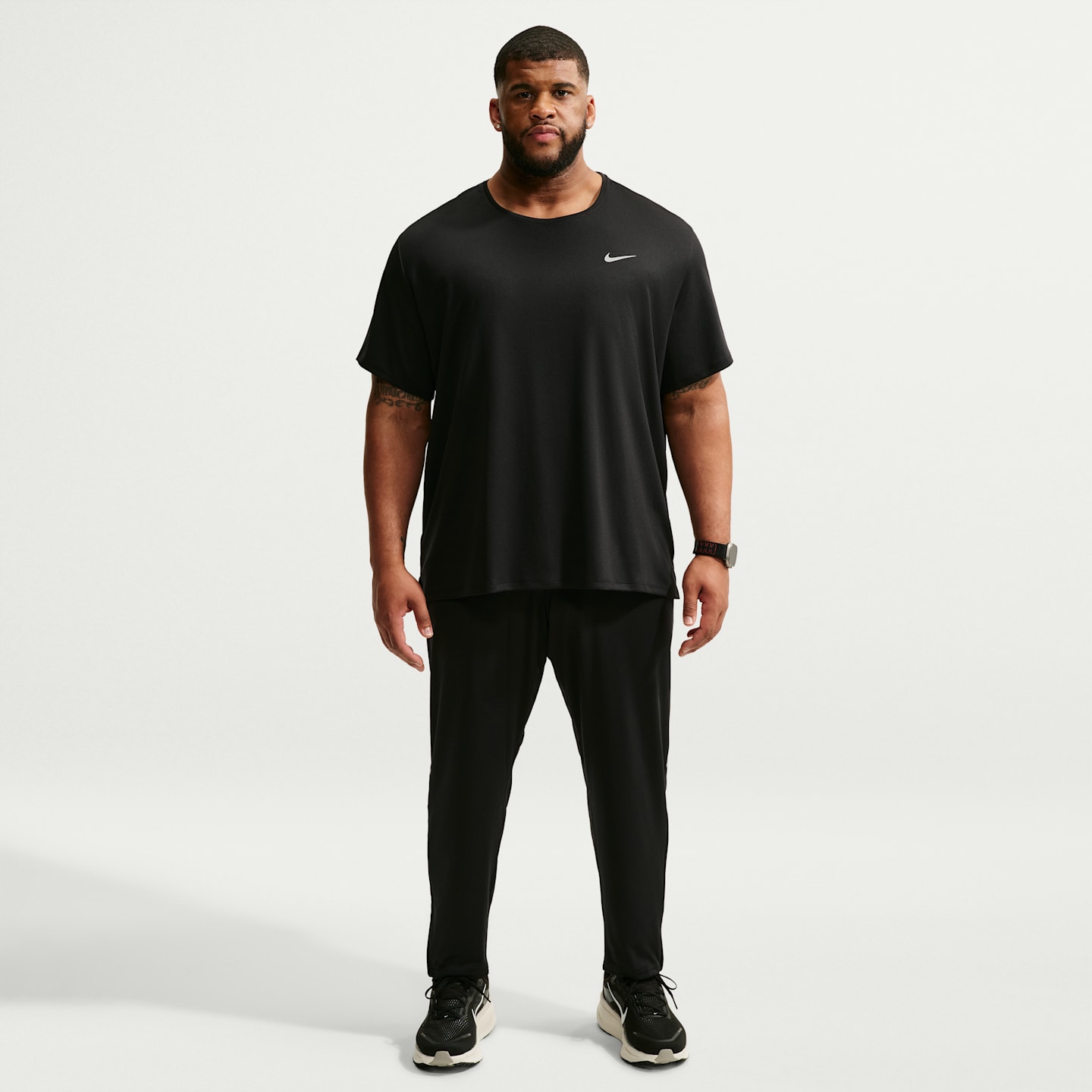 Мужские трикотажные беговые брюки Nike Miler Dri-FIT, цвет: Чёрный — фото 7