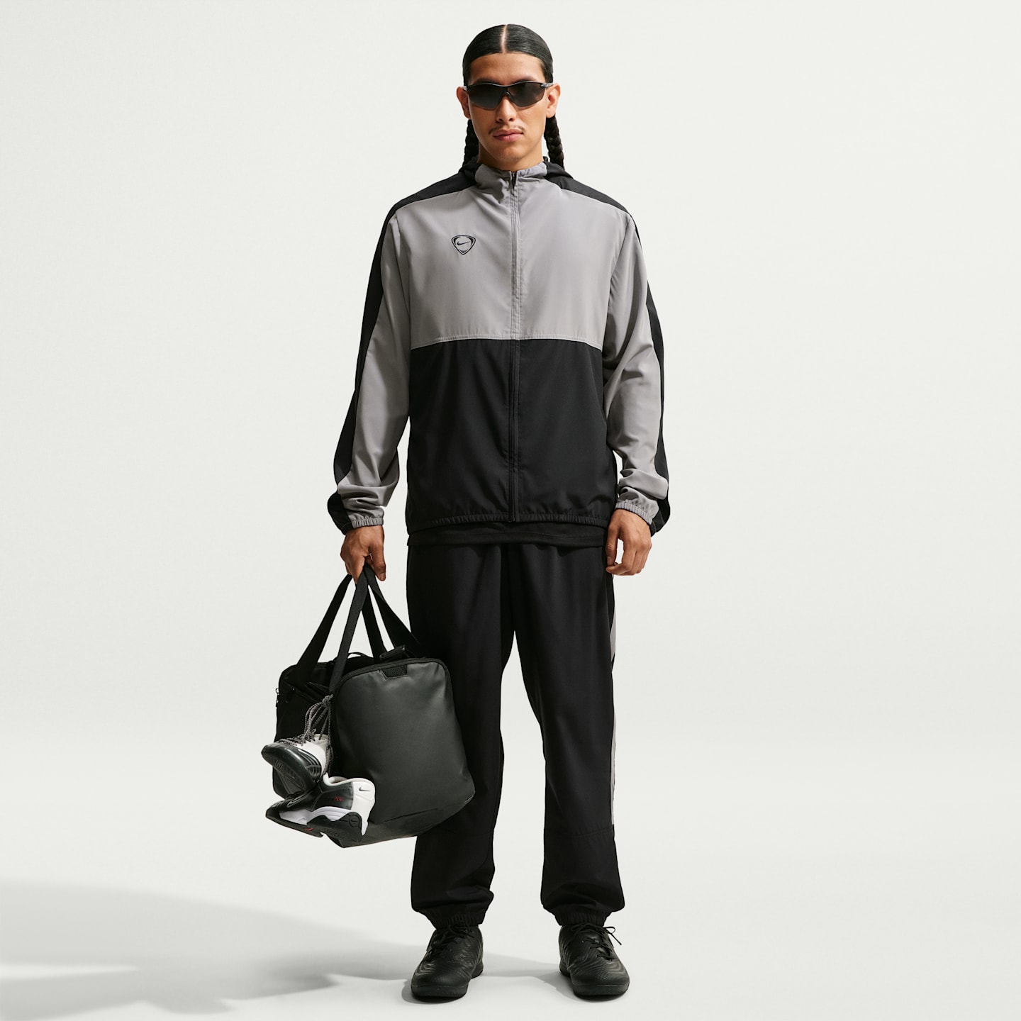 Мужская футбольная куртка Nike Strike Dri-FIT Woven Track, цвет: Стальной серый / Чёрный — фото 4