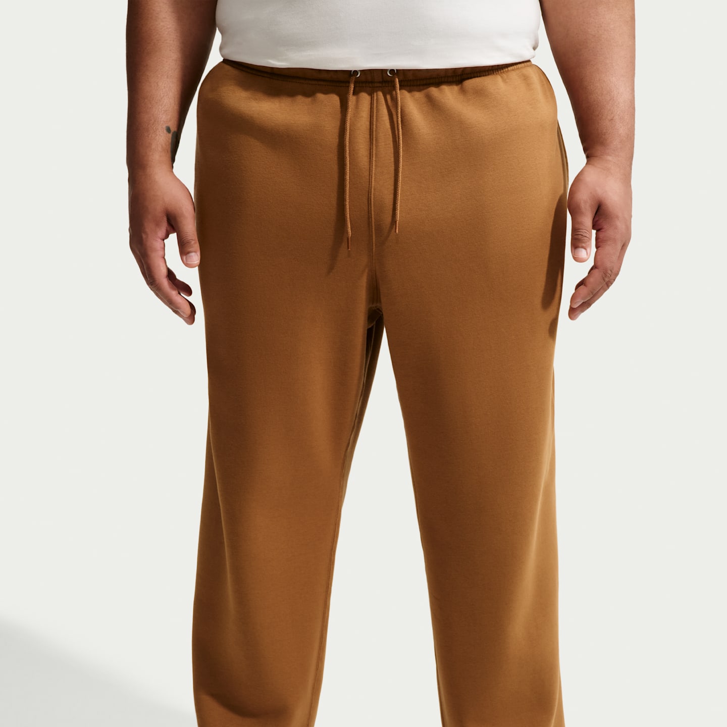 Мужские флисовые брюки Nike Sportswear Club со шнуром, цвет: Коричневый / Белый — фото 8