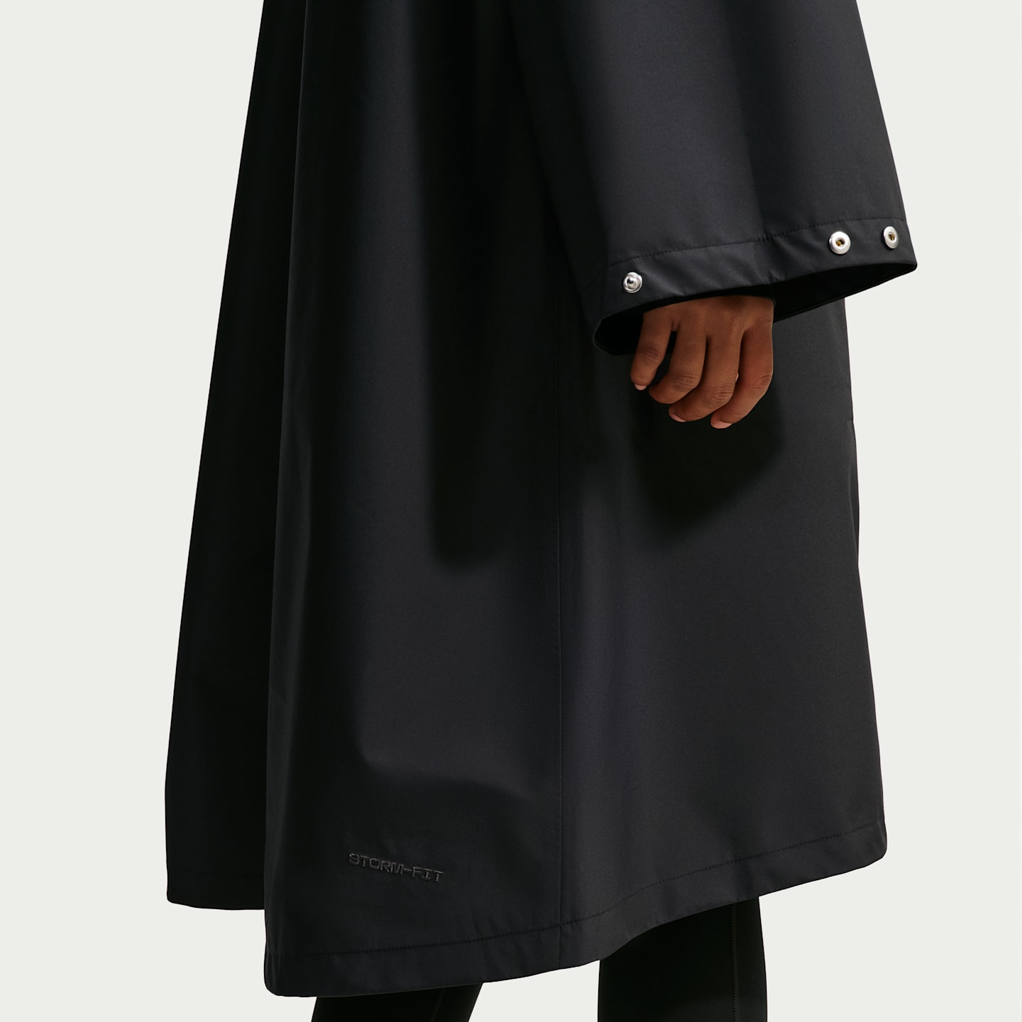 Женская куртка Nike Sportswear Storm-FIT, цвет: Чёрный / Антрацитовый — фото 4