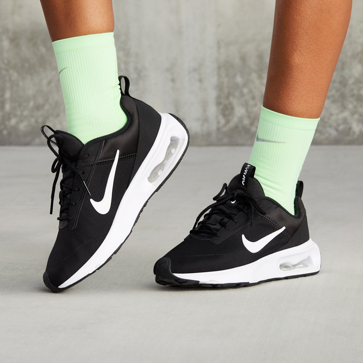 Женские кроссовки Nike Air Max Intrlk Lite, цвет: Чёрный / Белый — фото 10