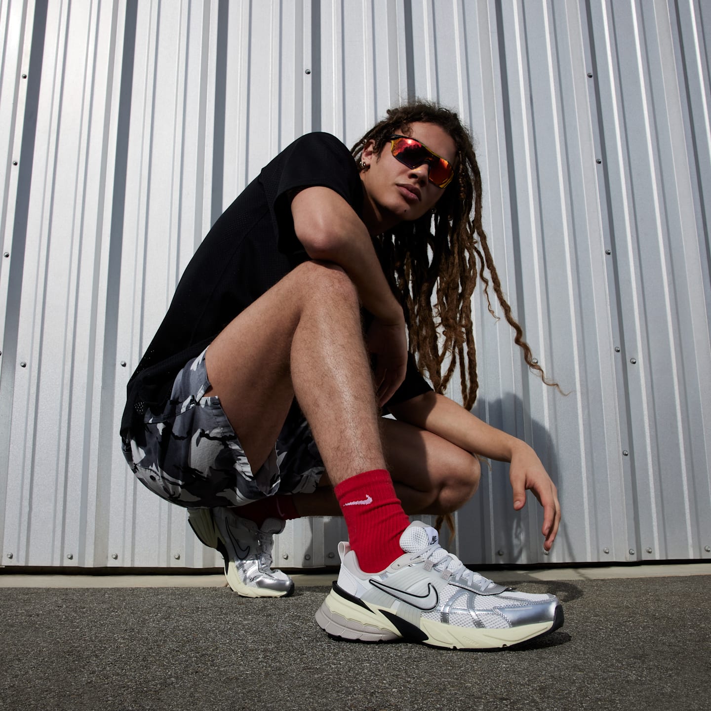 Мужские кроссовки Nike V2K Run, цвет: Снежный белый / Платиновый — фото 11
