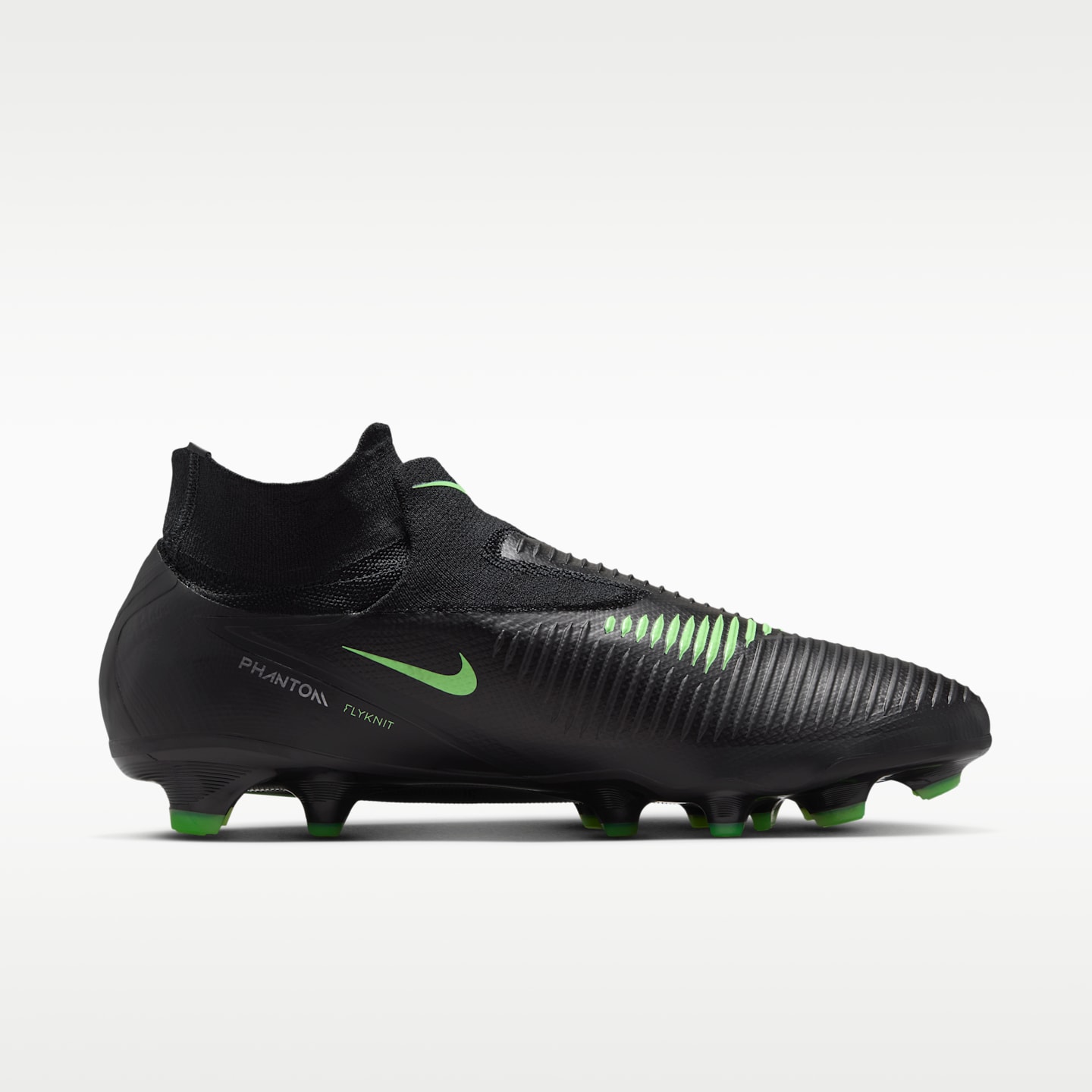 Мужские бутсы Nike Phantom 6 High Pro Firm-Ground Soccer, цвет: Чёрный / Зелёный — фото 3