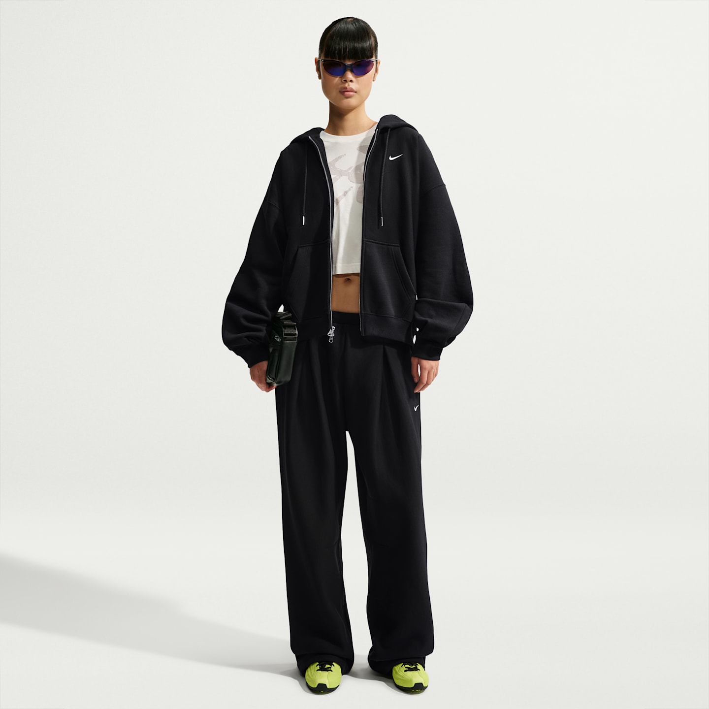 Женское худи на молнии Nike Studio Fleece Heavyweight оверсайз со складками, цвет: Чёрный / Молочный — фото 4