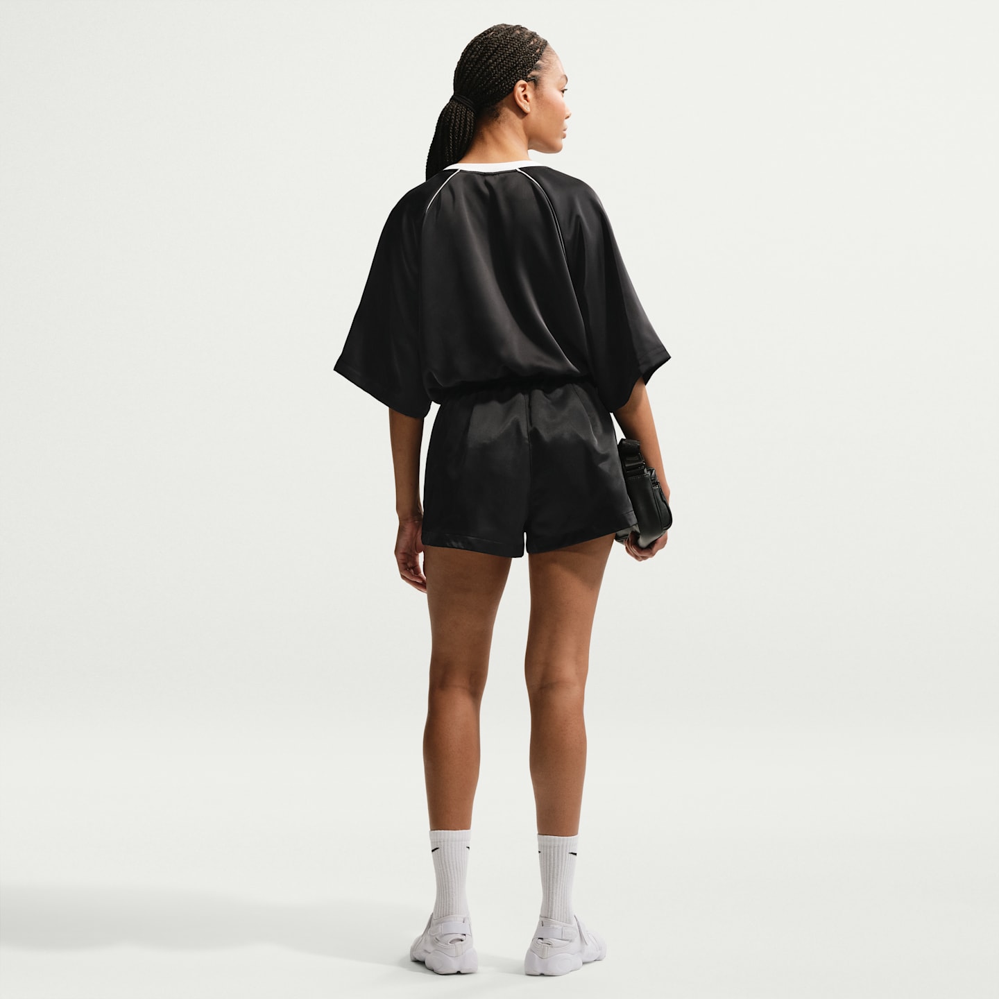 Женские атласные шорты Nike Sportswear с высокой талией, цвет: Чёрный — фото 5