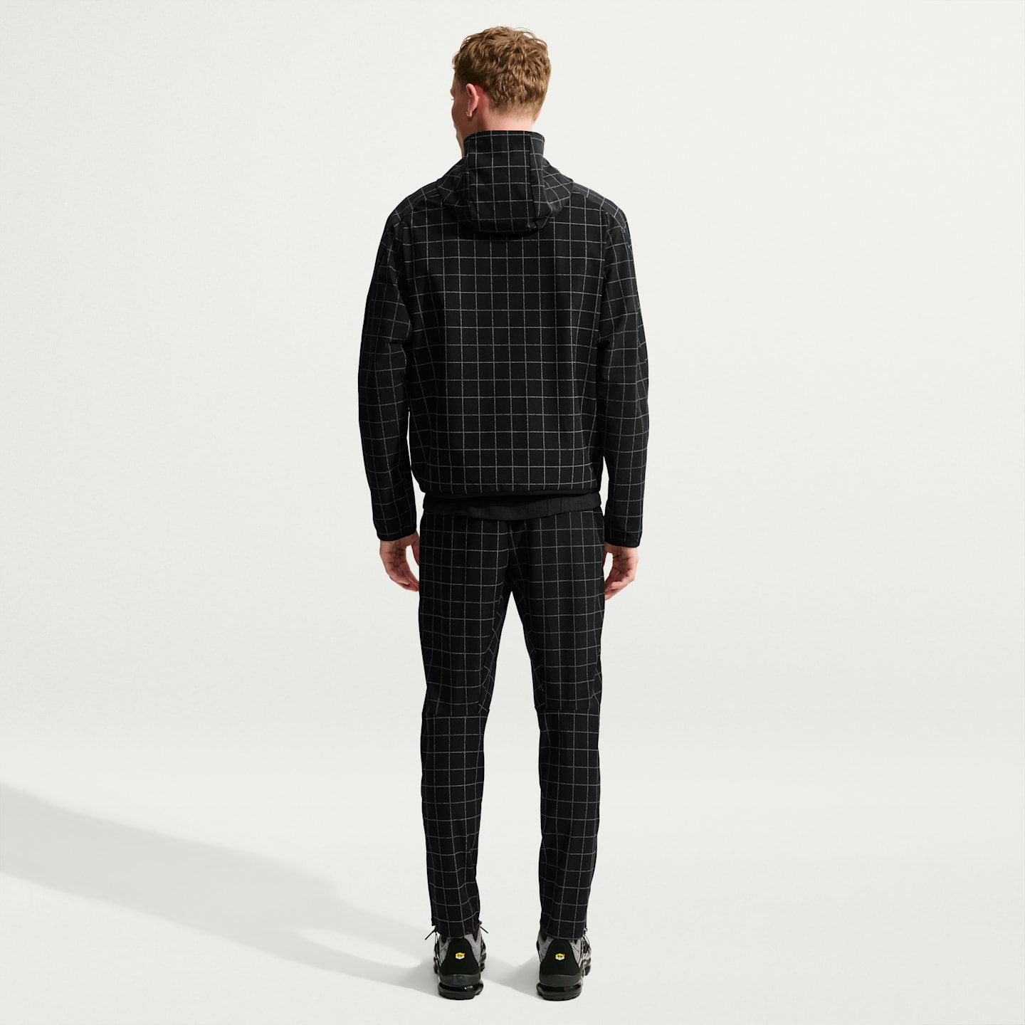 Мужские трикотажные брюки Nike Tech Dri-FIT Shori с принтом по всей поверхности, цвет: Чёрный / Железный серый — фото 5