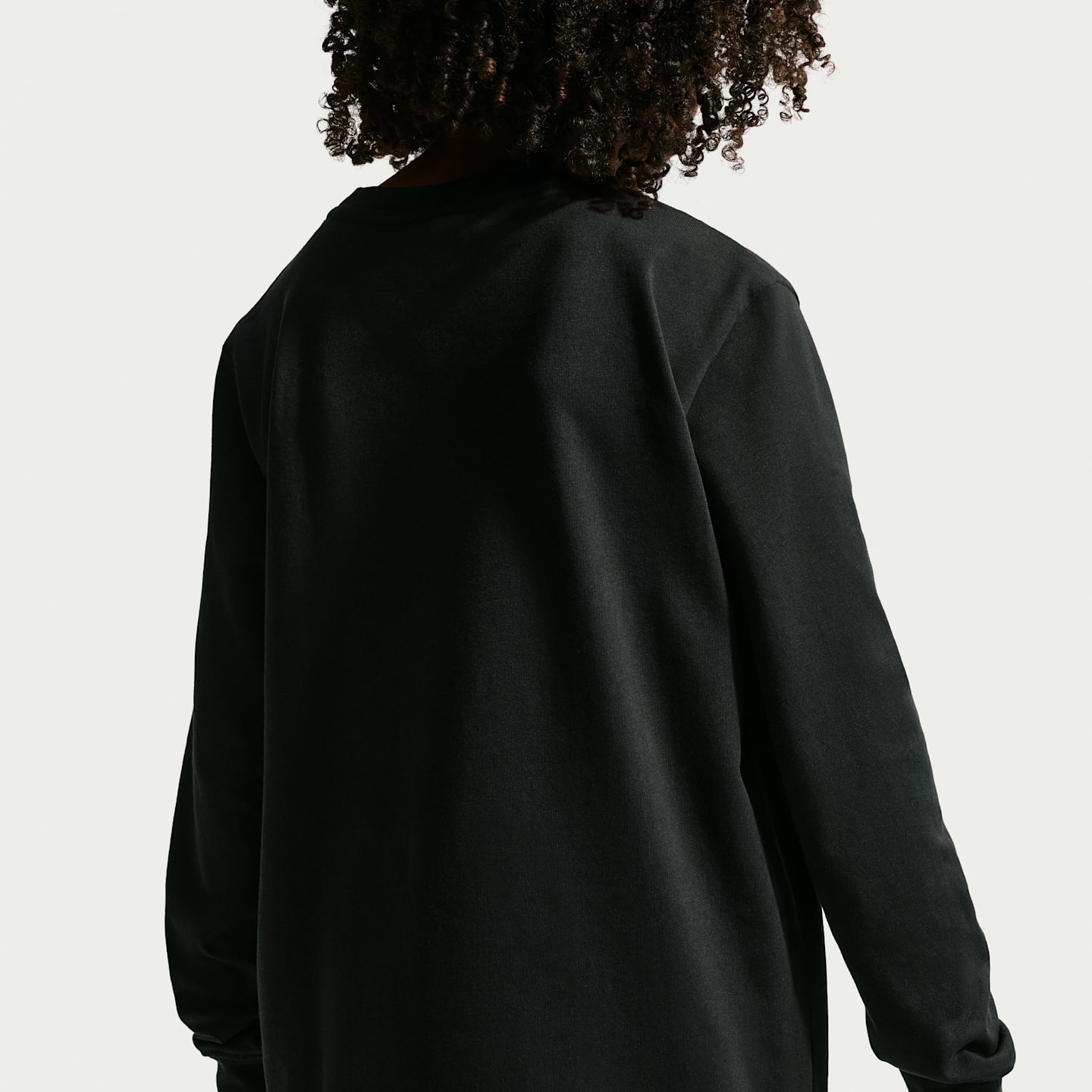 Детская футболка Nike ACG Long-Sleeve Jersey T-Shirt, цвет: Чёрный — фото 2
