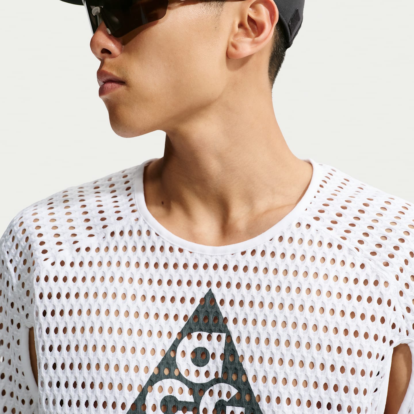 Мужской топ Nike ACG Radical AirFlow NXT Dri-FIT Long-Sleeve Trail Running Top, цвет: Белый / Антрацитовый — фото 3