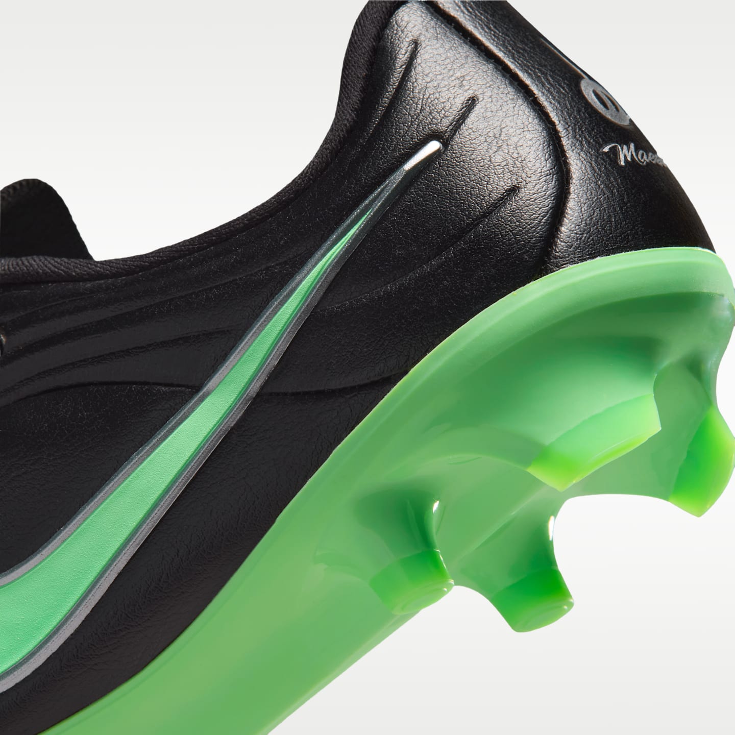 Детские бутсы Nike Jr. Tiempo Maestro Academy Multi-Ground Low-Top Soccer Cleats, цвет: Чёрный / Зелёный — фото 9