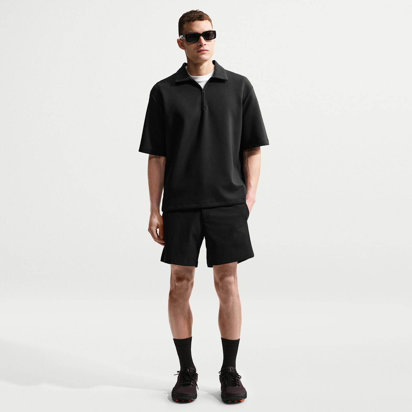 Мужская рубашка-поло на молнии 1/4 Nike 24.7 ImpossiblySoft Dri-FIT, цвет: Чёрный / Серый — фото 4
