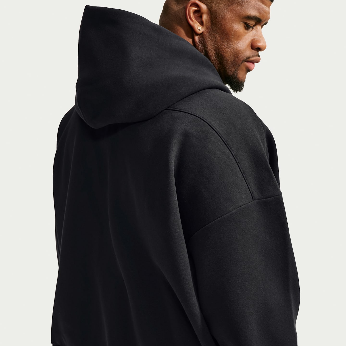 Мужское баскетбольное худи на молнии Nike Standard Issue Therma-FIT, цвет: Чёрный / Бледная слоновая кость — фото 7