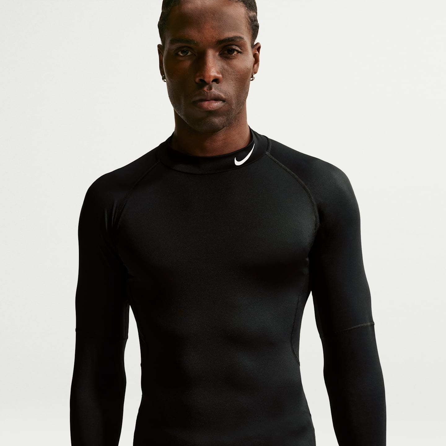 Мужской топ для фитнеса Nike Pro Dri-FIT с воротником-стойкой и длинным рукавом, цвет: Чёрный / Белый — фото 1