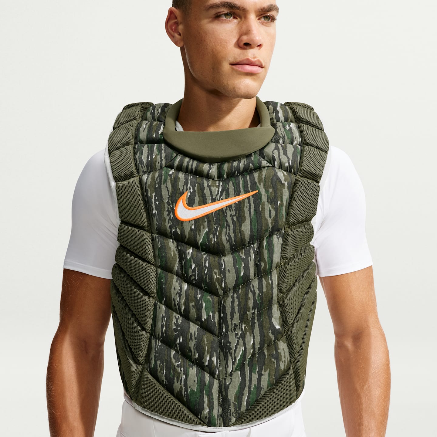 Мужские кроссовки Nike Diamond Elite "J.T. Realmuto" x Realtree Catcher's Set, цвет: Оливковый / Молочный — фото 2