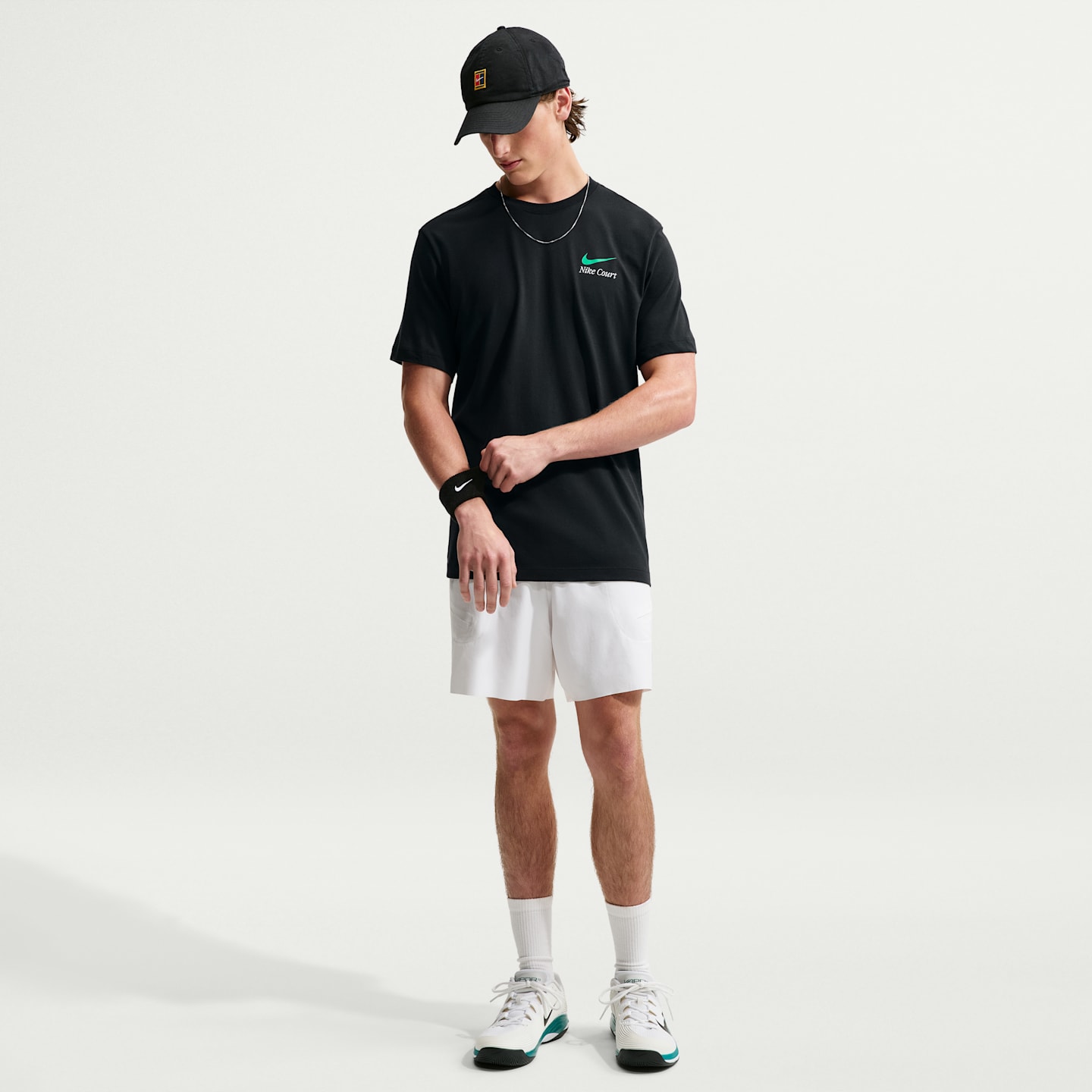 Мужская теннисная футболка NikeCourt Dri-FIT, цвет: Чёрный — фото 4