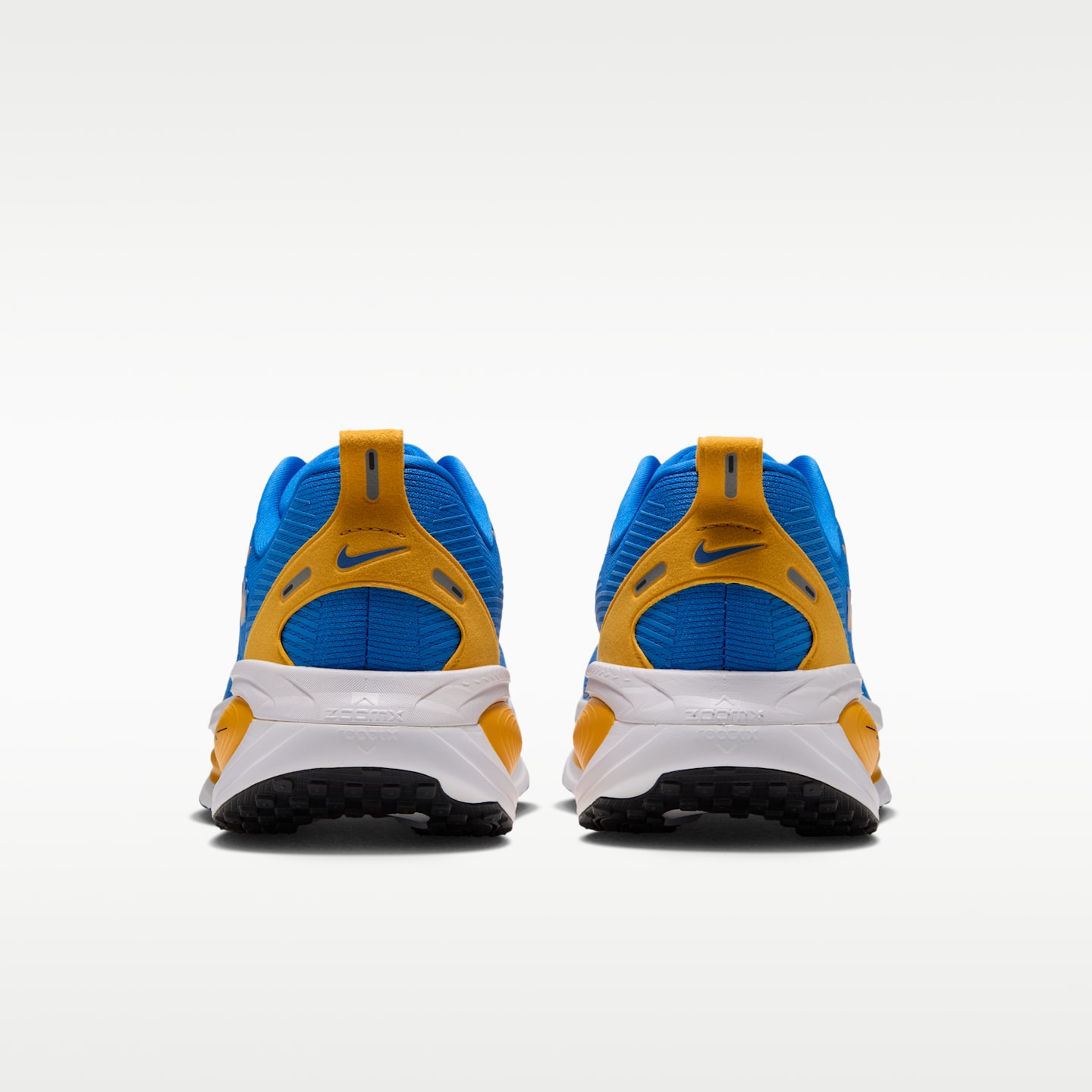 Мужские кроссовки Nike College Vomero 18 (Ucla) Road Running, цвет: Синий / Золотой — фото 6