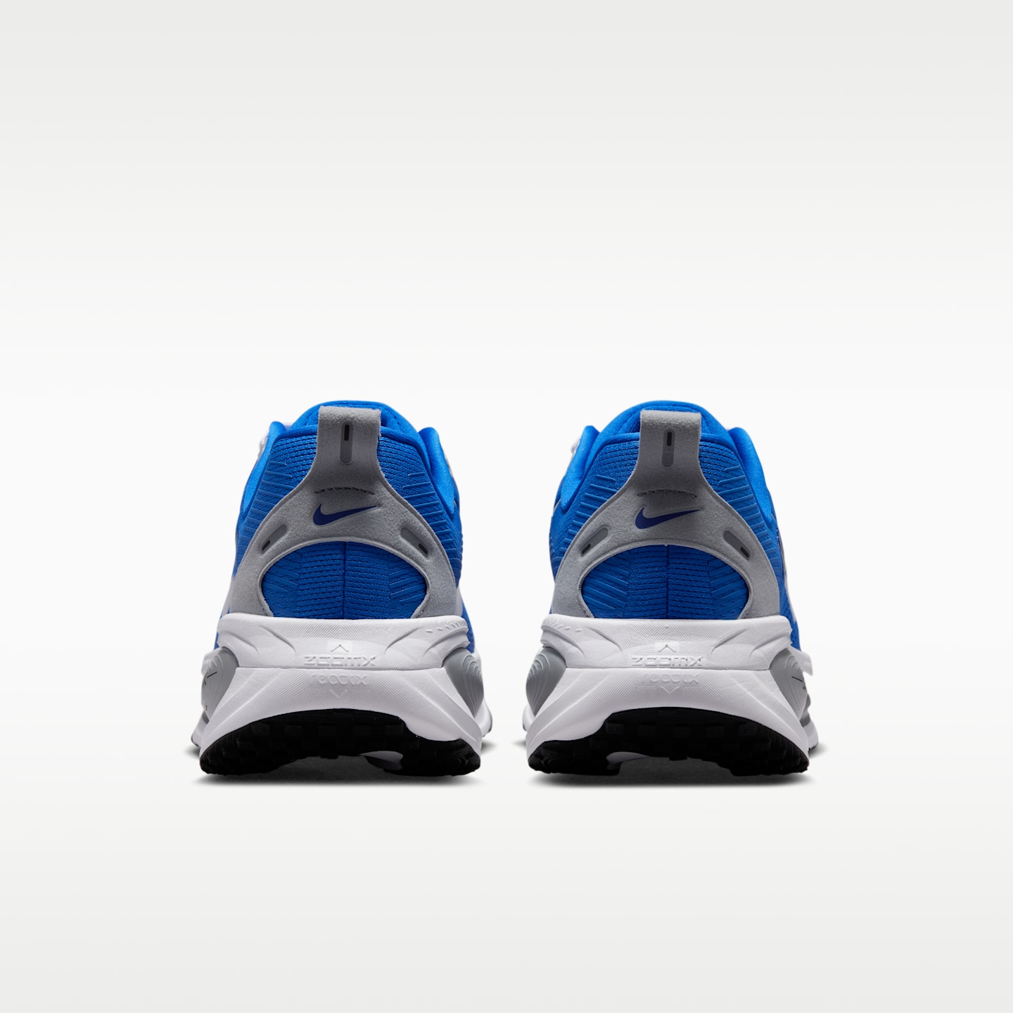 Мужские кроссовки Nike Vomero 18 (Detroit Lions) NFL Road Running, цвет: Синий / Волчий серый — фото 6