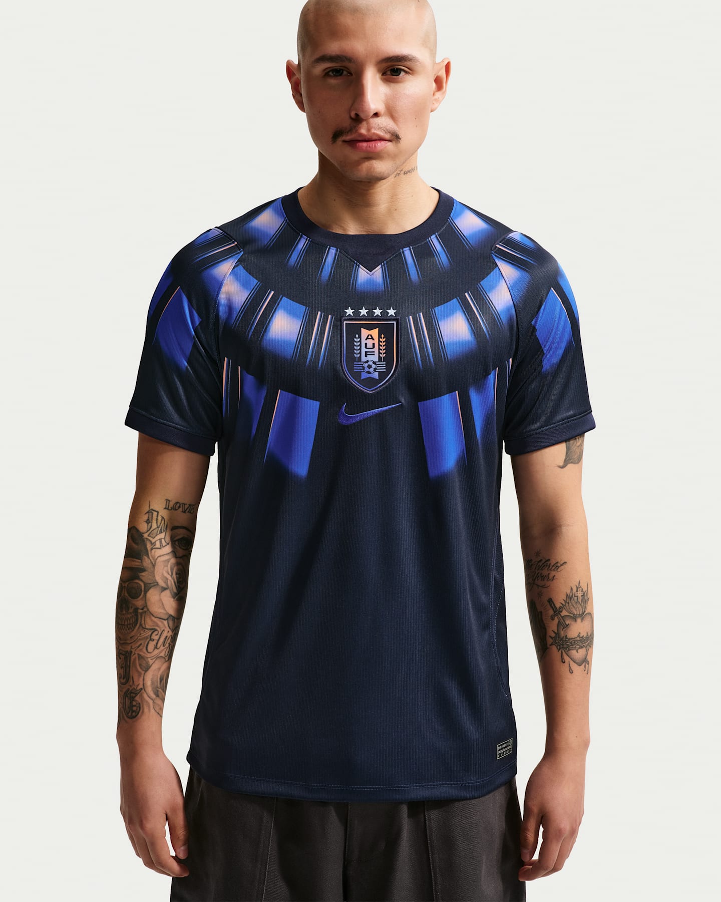 Мужской топ Nike Uruguay 2026 Stadium Home Dri-FIT Soccer Replica Jersey, цвет: Обсидиановый / Королевский синий — фото 6
